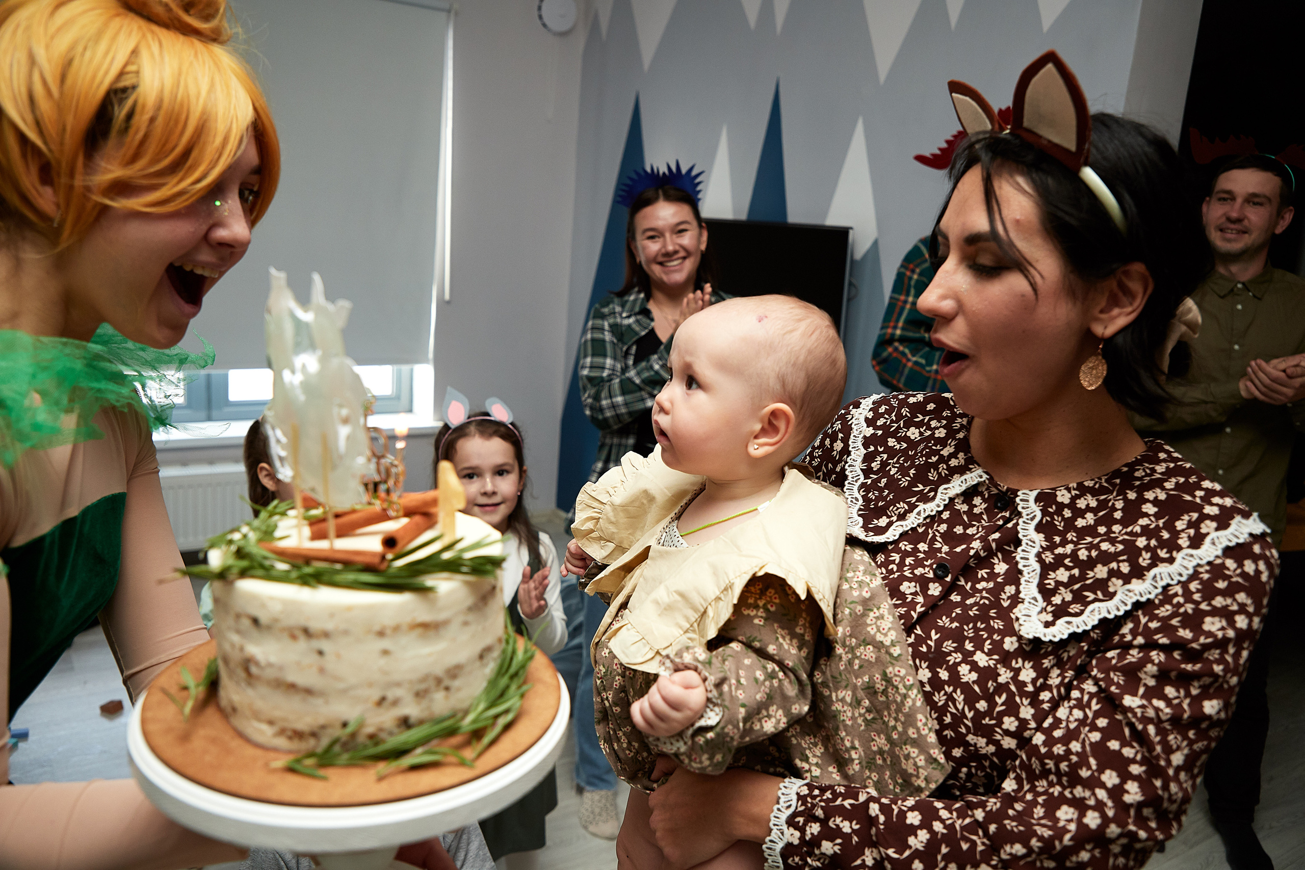 Ася 1 год. Снежана Чернега фотограф