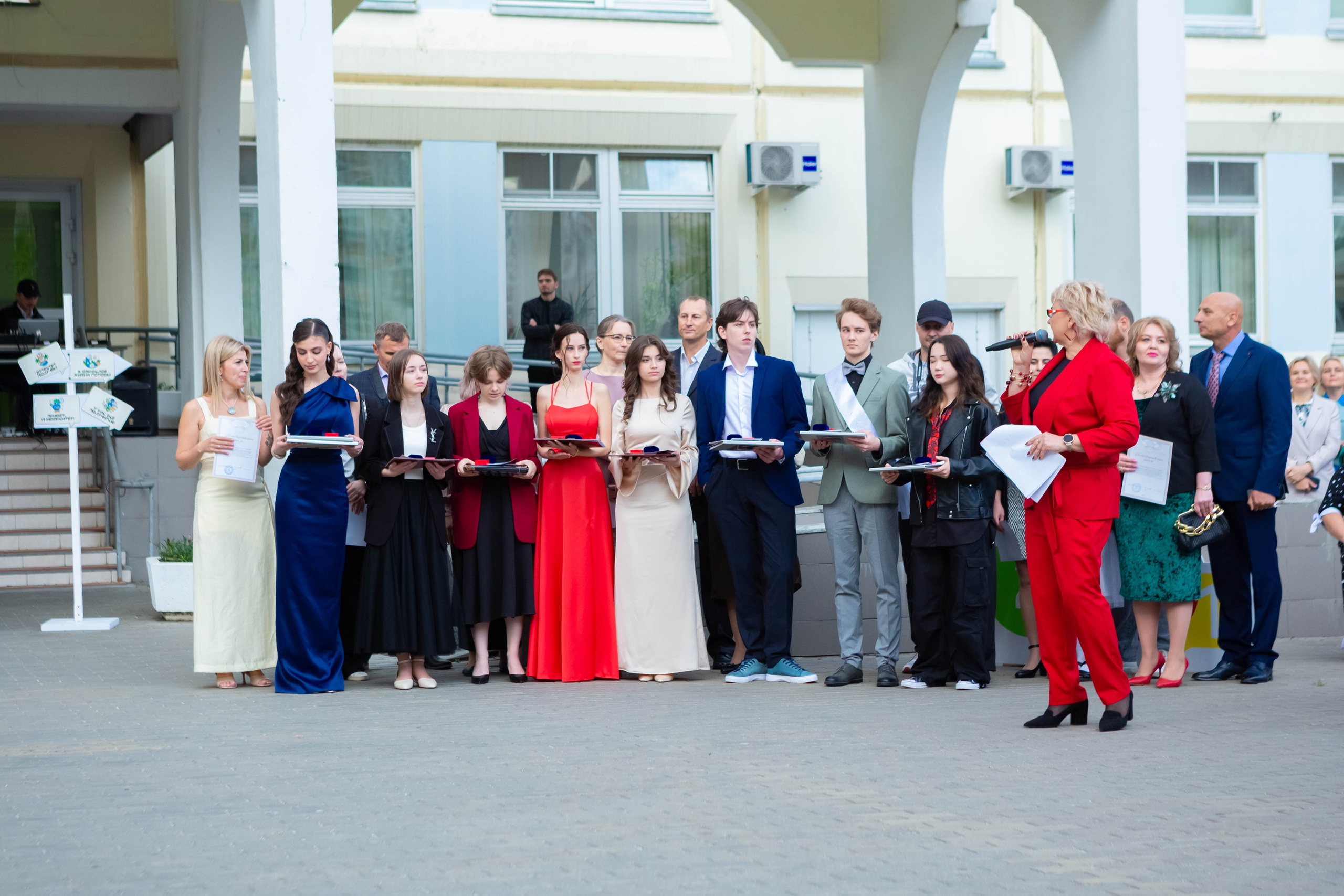 Выпускной Школа 2051. Школьный фотограф Наталья Егорова