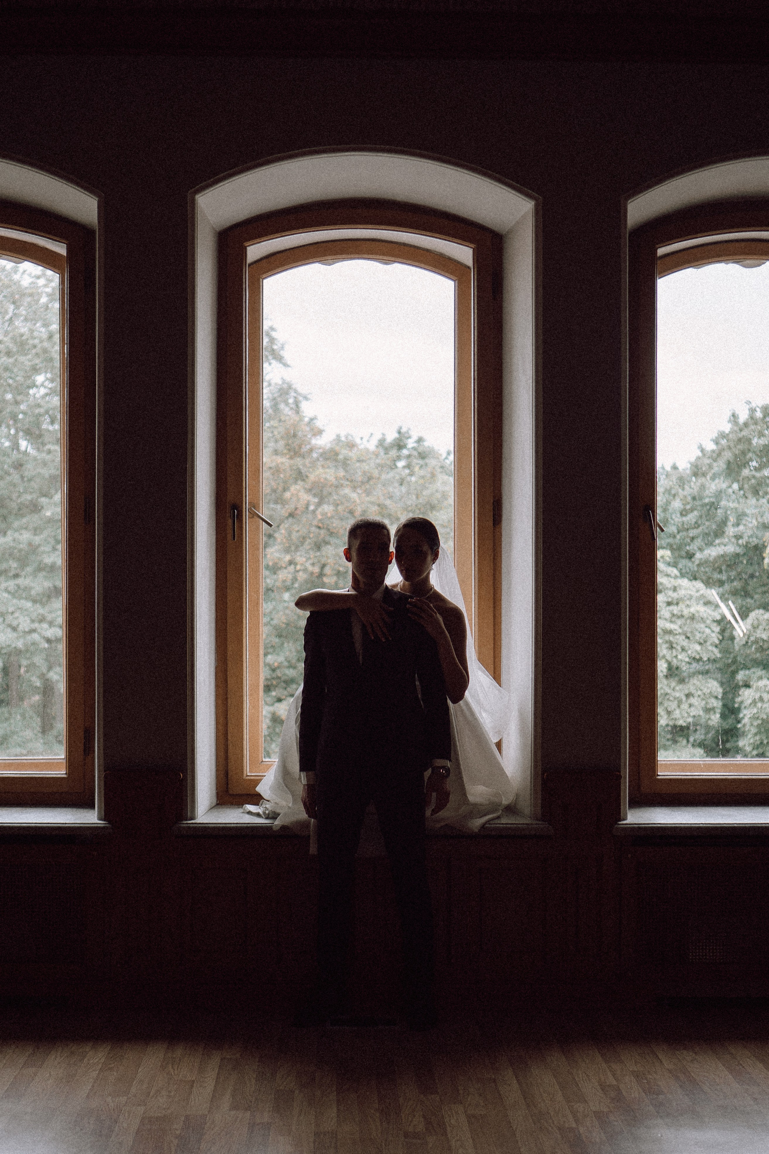 СВАДЕБНАЯ ПРОГУЛКА В САНТК-ПЕТЕРБУРГЕ (ИСАКИЕВСКИЙ СОБОР, ЗИМНЯЯ КАНАВКА, ЭРМИТАЖ И БОЛЬШАЯ МОРСКАЯ УЛИЦА). Профессиональный фотограф, Санкт-Петербург — Виктория Богомолова