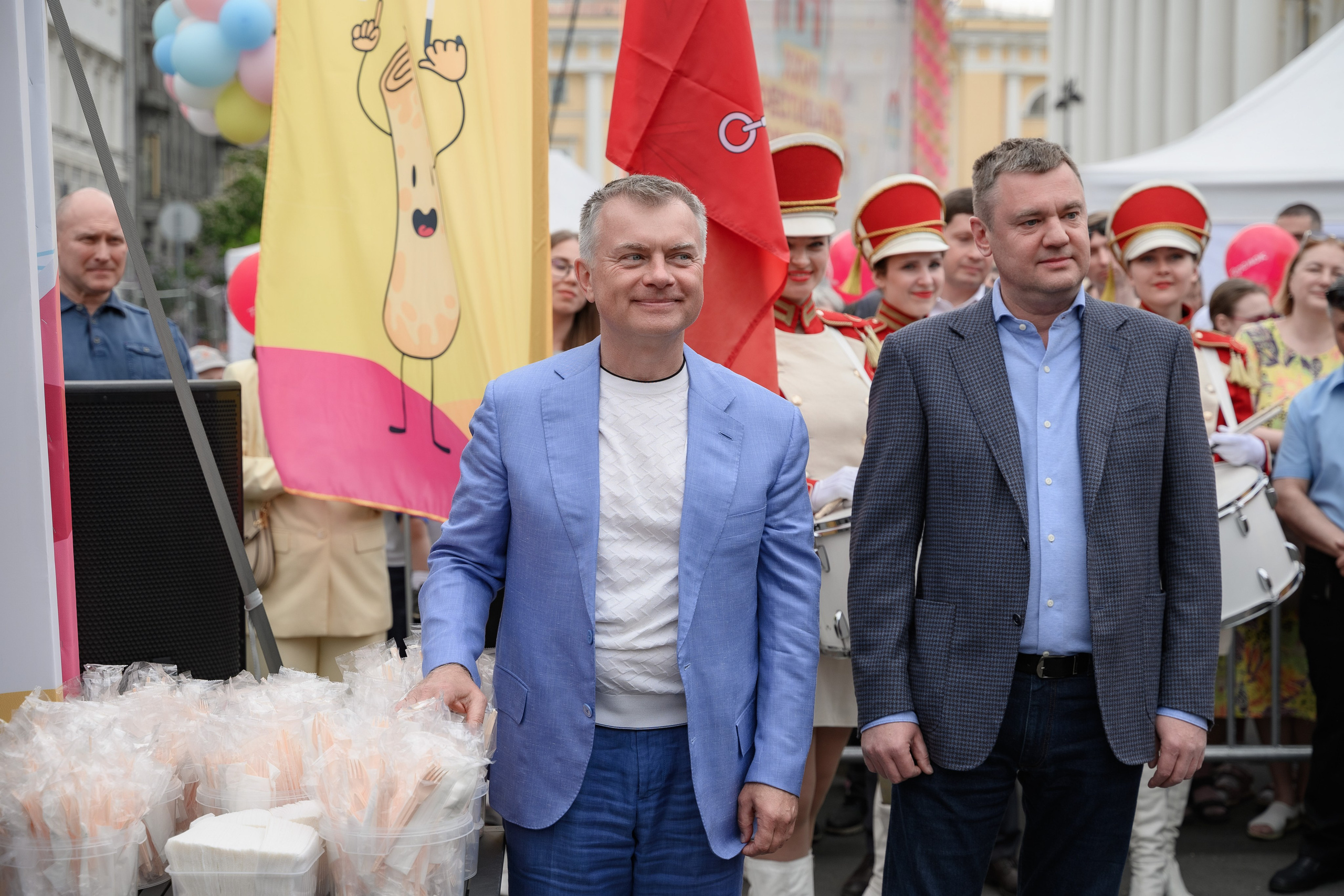 Услуги и цены фотографа в СПб. Стоимость фотосъёмки в Санкт-Петербурге. Фотограф на свадьбу, корпоратив, юбилей, мероприятие, в загс цена. Фотограф Алексей Лукин. Свадьба, мероприятие, корпоратив, юбилей, фотосессия, портрет. Фотосъёмка в Санкт-Петербурге. Ретушь фотографий