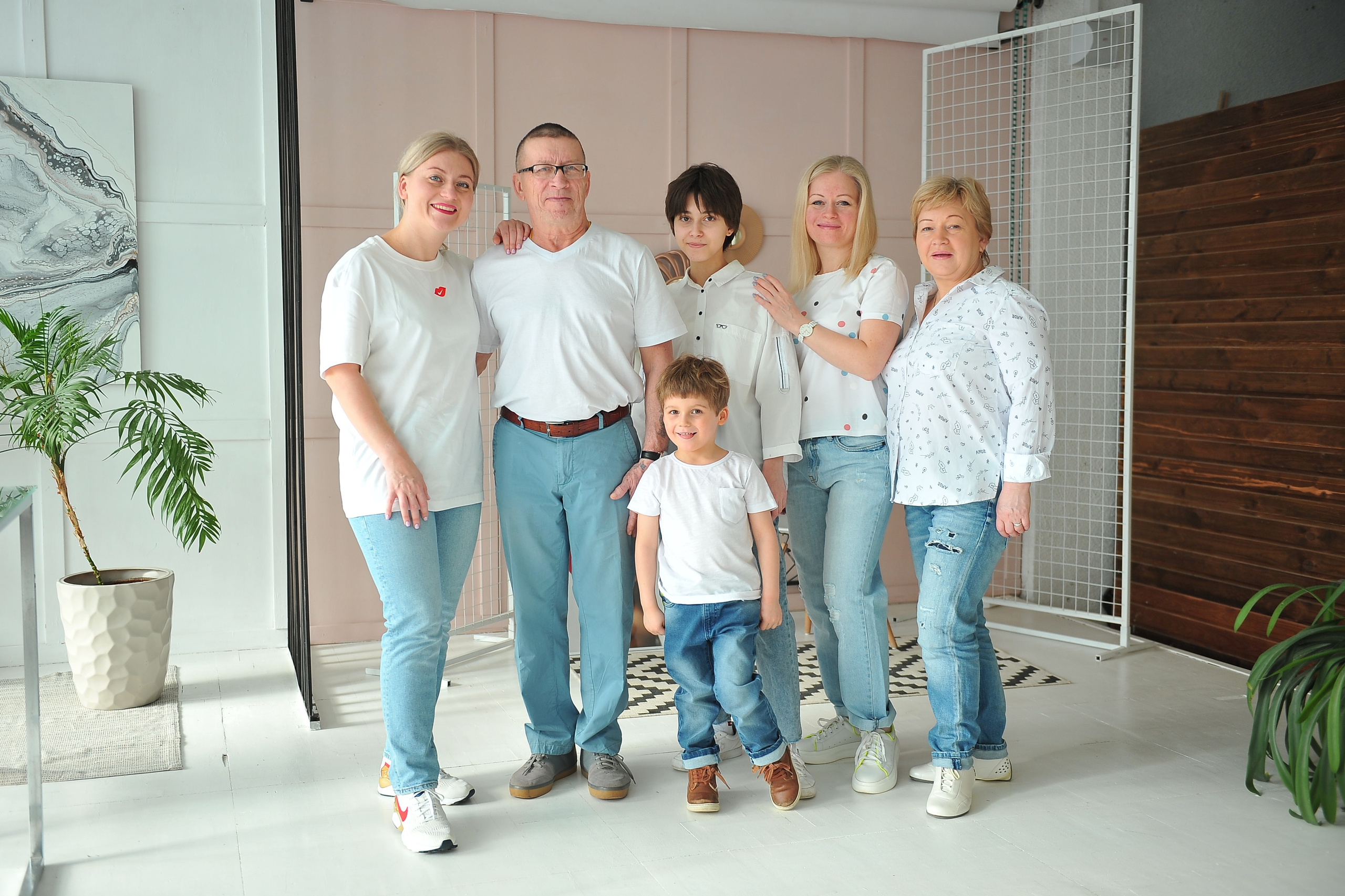 Семейные студийные фотосессии. Детский, семейный фотограф в Ижевске и Москве Аксинья Лысенкова ADEN