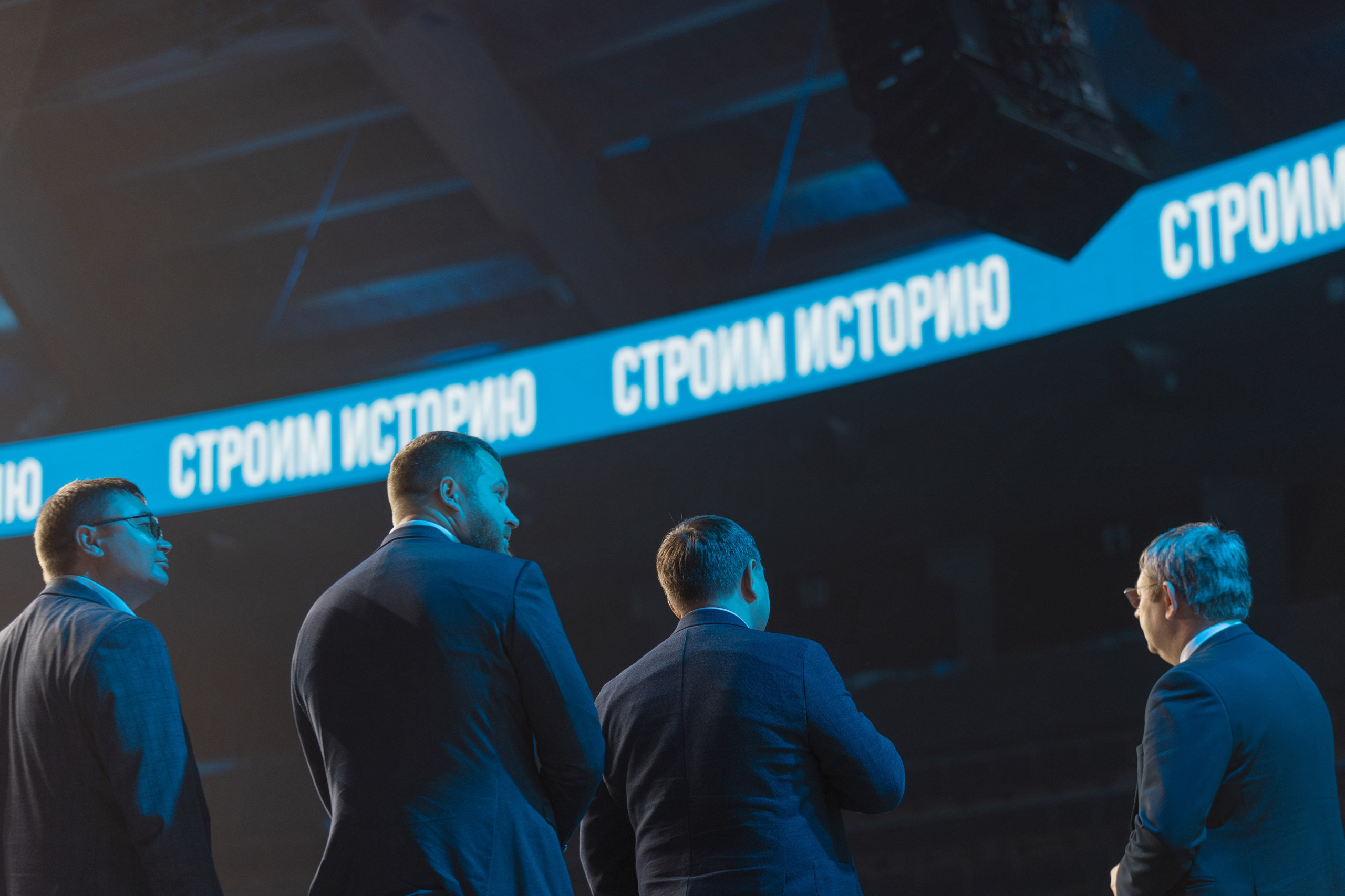 Портфолио фотографа в Санкт-Петербурге | Портреты, концерты, реклама, автоспорт, событийная и предметная съемка