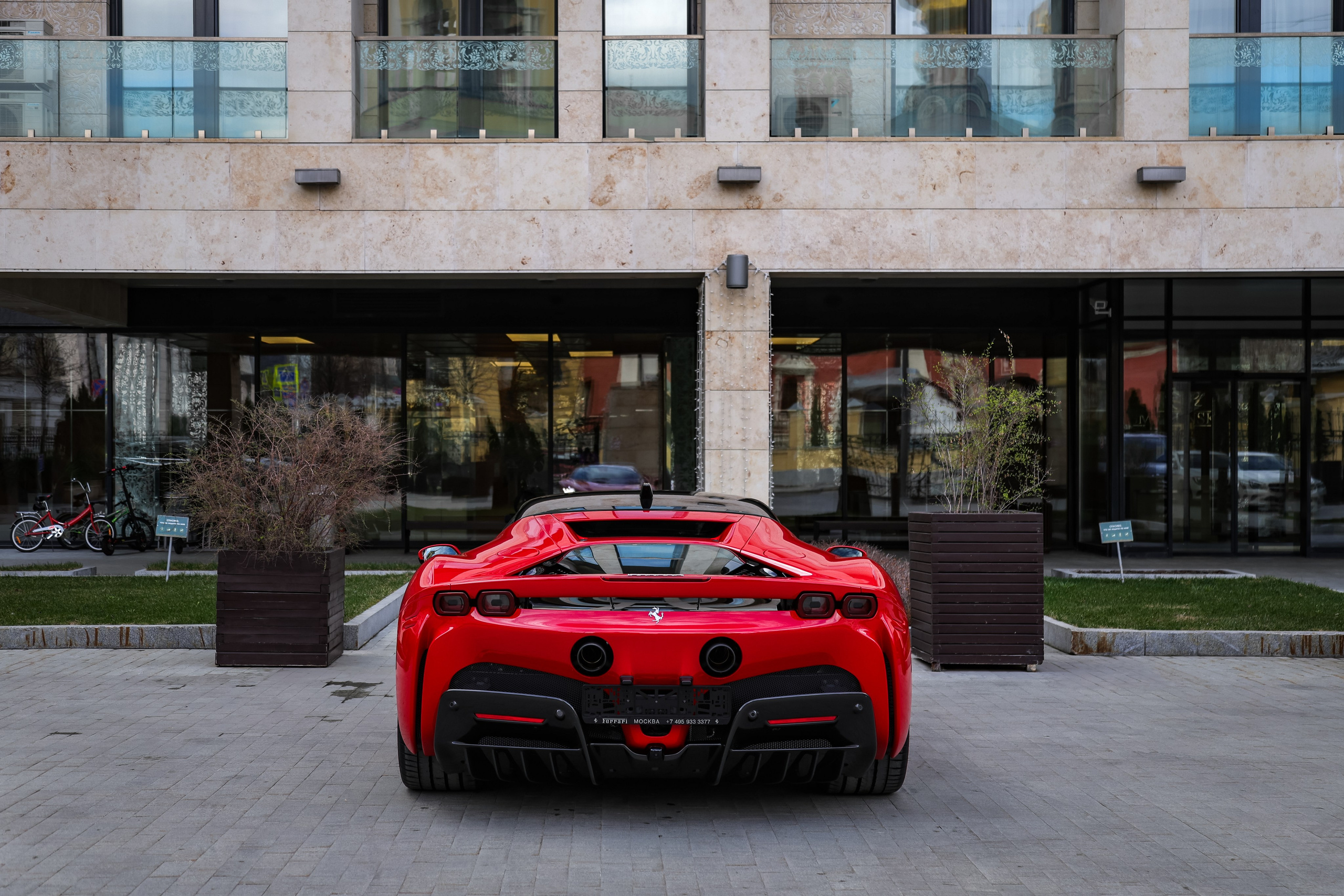 FERRARI SF90 STRADALE. Mixturecaptures