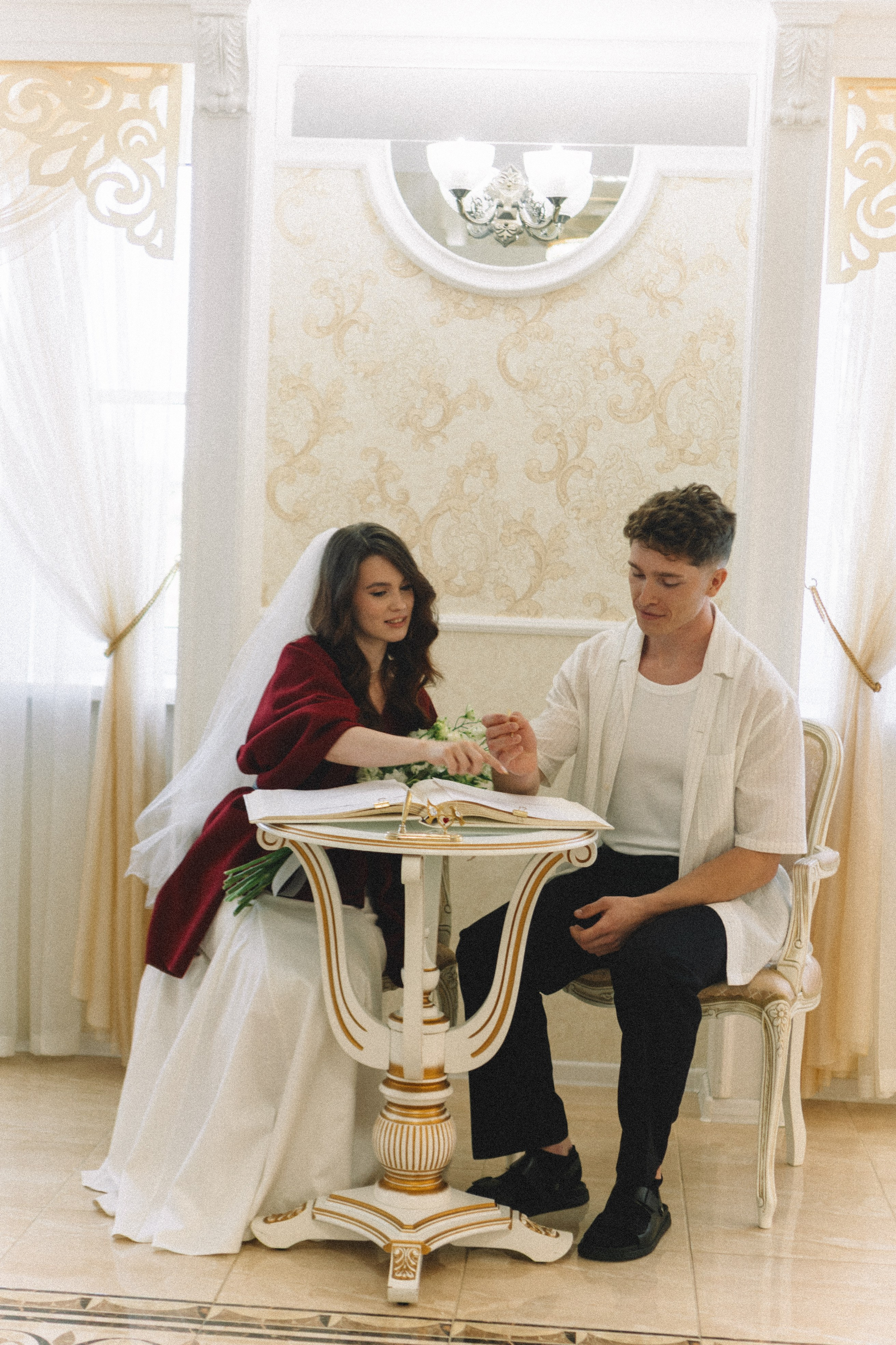 СВАДЕБНАЯ СЬЕМКА В ПЕТЕРГОФЕ И СЬЕМКА РЕПОРТАЖА В ЗАГСЕ ПЕТЕРГОФА. Профессиональный фотограф, Санкт-Петербург — Виктория Богомолова