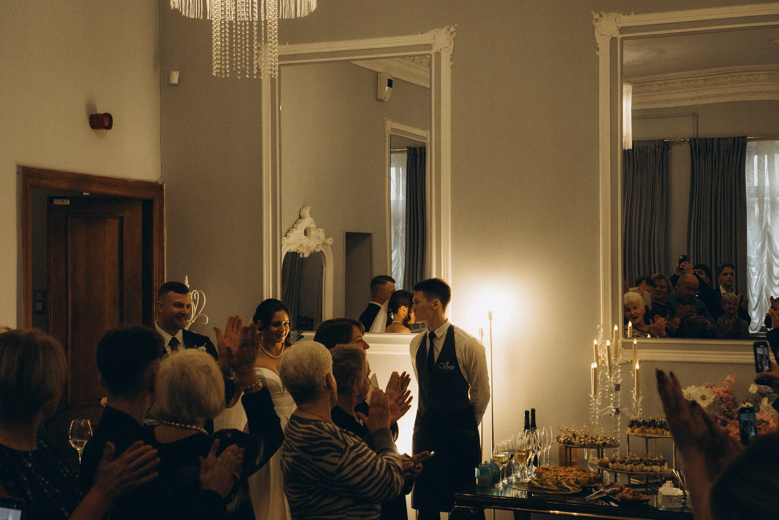 СЬЕМКА РЕПОРТАЖ В ЗАГСЕ (2 ДВОРЕЦ). Профессиональный фотограф, Санкт-Петербург — Виктория Богомолова