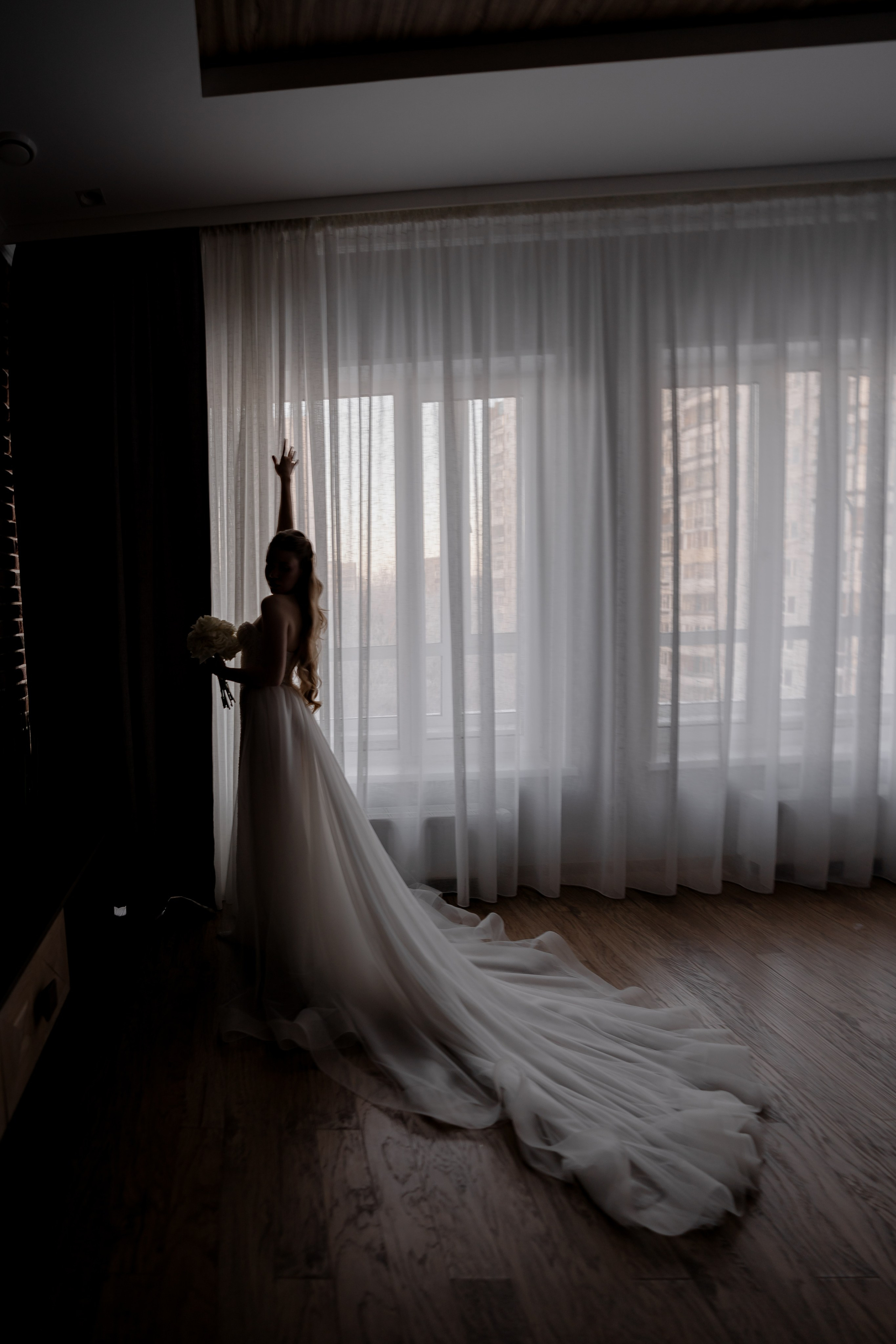 СВАДЕБНАЯ СЬЕМКА СБОРОВ В ОТЕЛЕ И ВЫЕЗД НА ЦЕРЕМОНИЮ (СНЯТО В СИБИРЕ В НИЖНЕВАРТОВСКЕ)М. Профессиональный фотограф, Санкт-Петербург — Виктория Богомолова