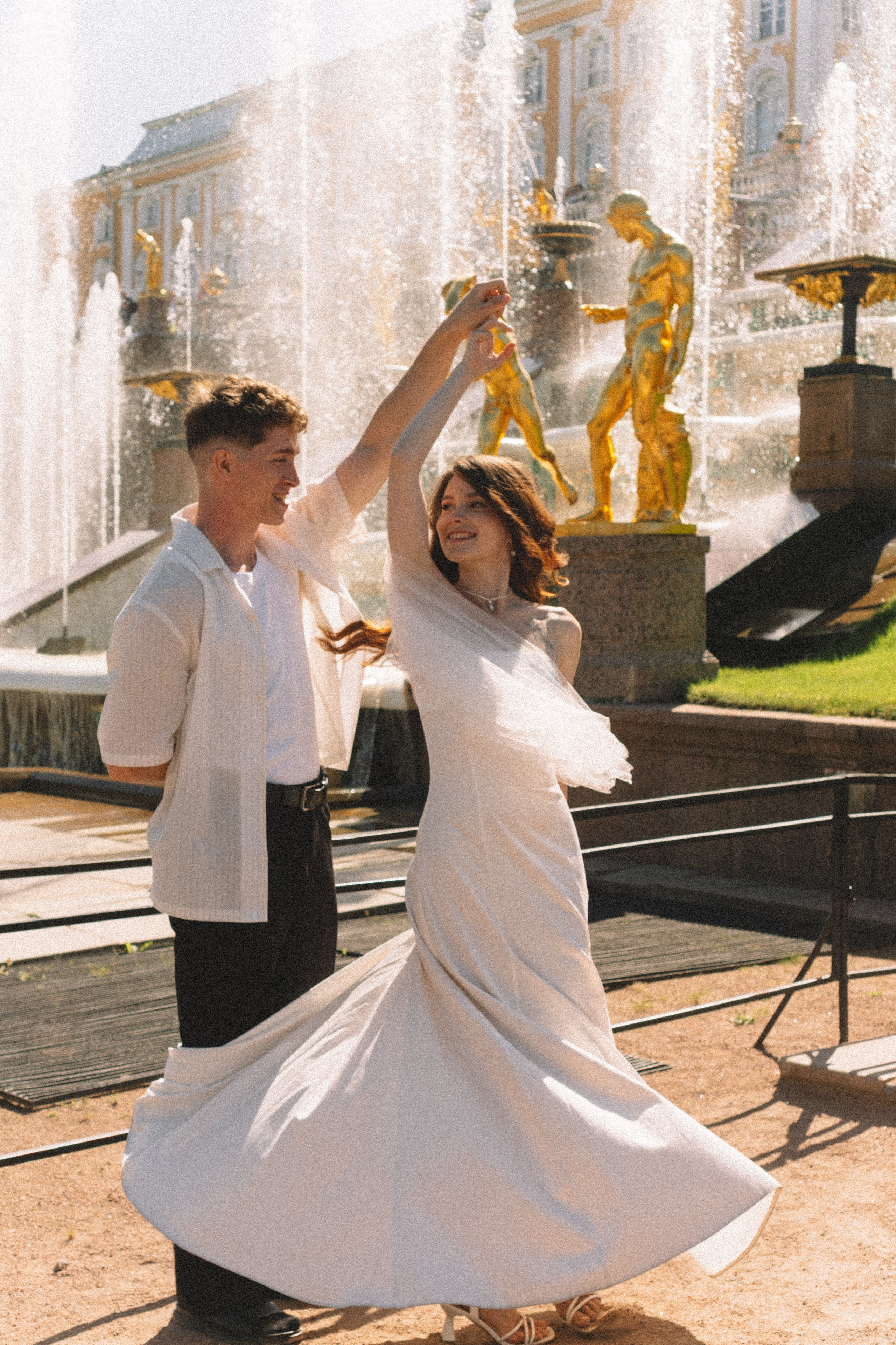 СВАДЕБНАЯ СЬЕМКА В ПЕТЕРГОФЕ И СЬЕМКА РЕПОРТАЖА В ЗАГСЕ ПЕТЕРГОФА. Профессиональный фотограф, Санкт-Петербург — Виктория Богомолова