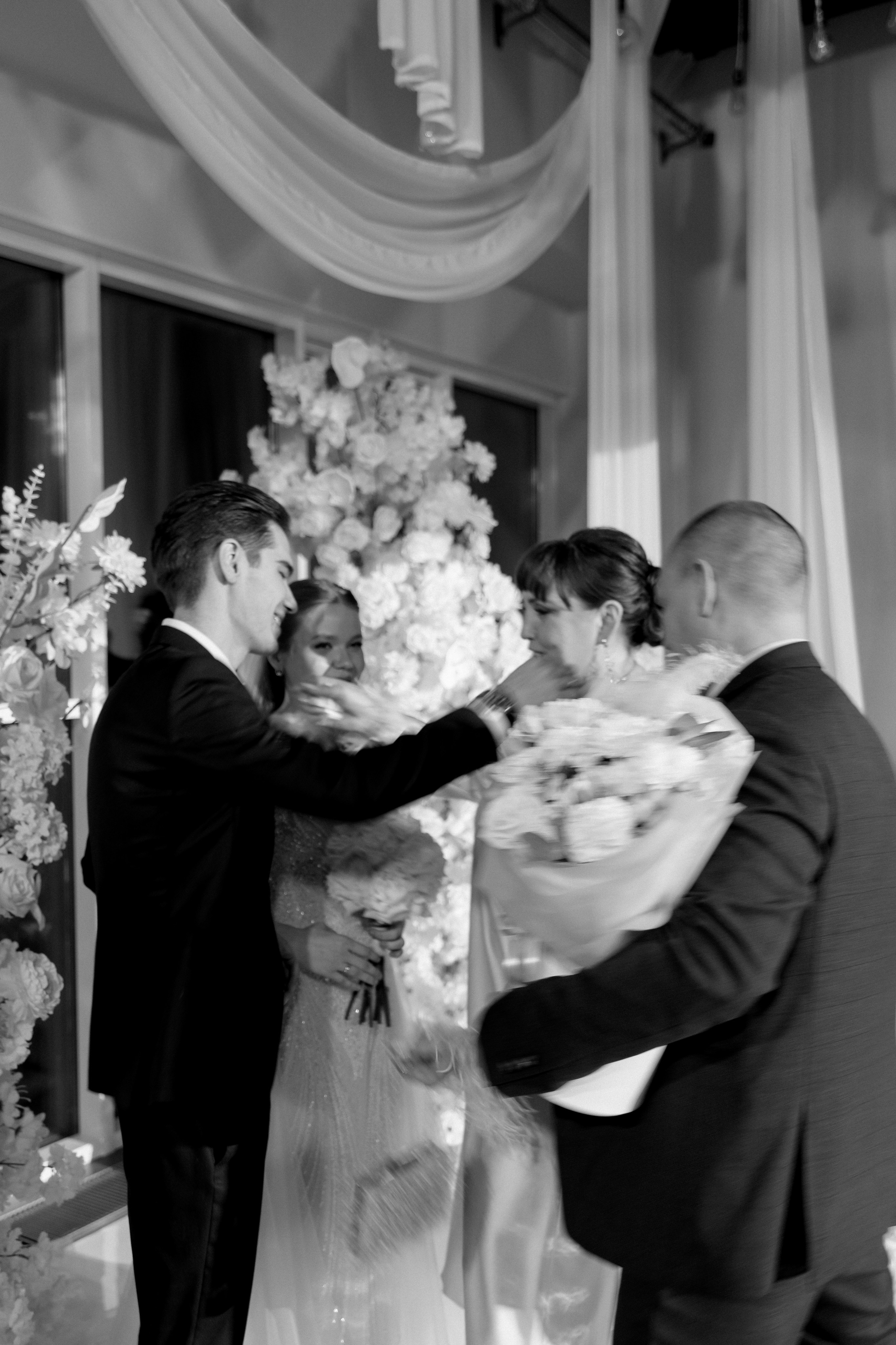 ПОЛНЫЙ СВАДЕБНЫЙ ДЕНЬ 8 ЧАСОВ. Профессиональный фотограф, Санкт-Петербург — Виктория Богомолова