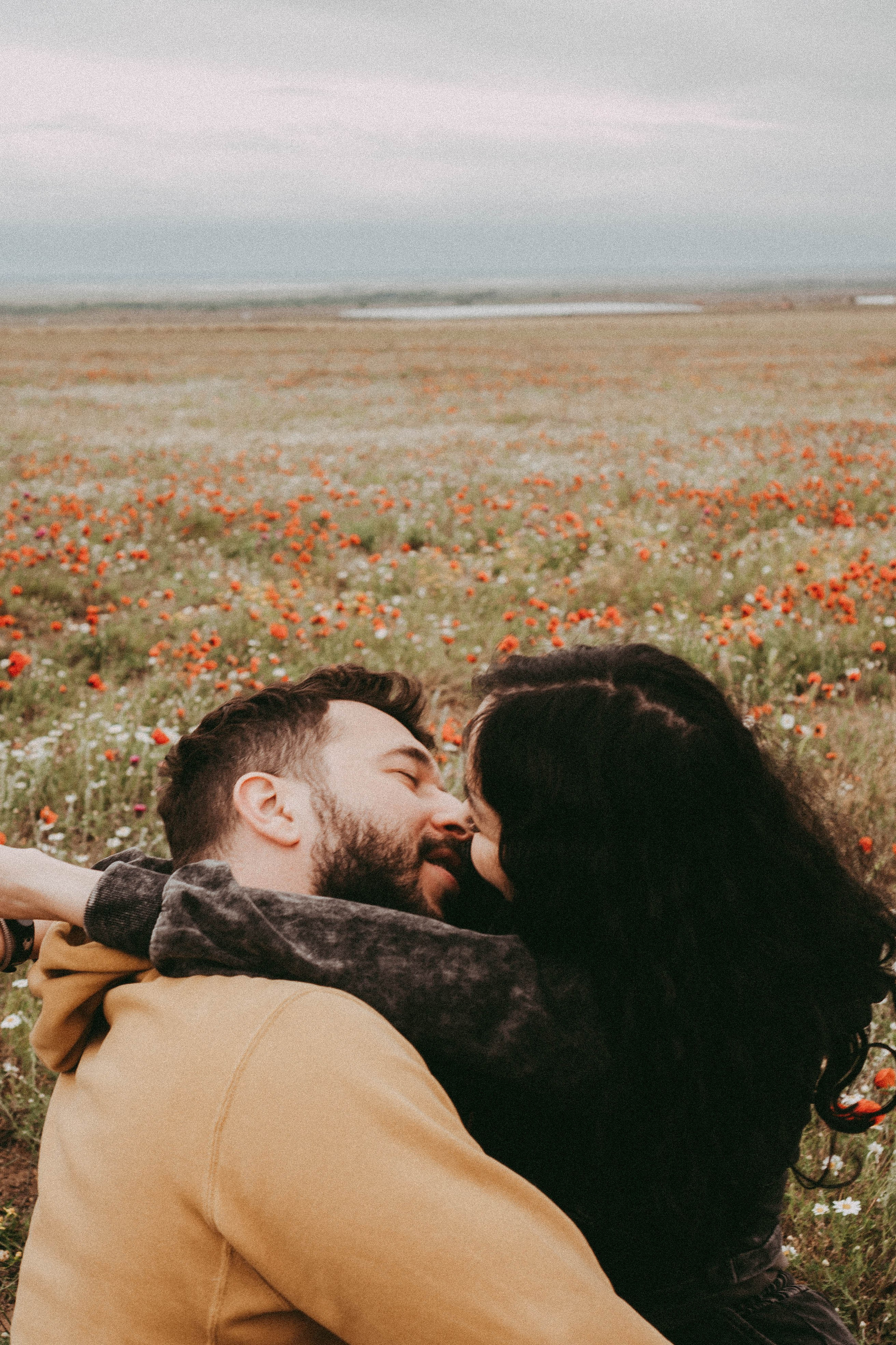 Любовь в маковом поле. Профессиональный фотограф, Санкт-Петербург — Виктория Богомолова