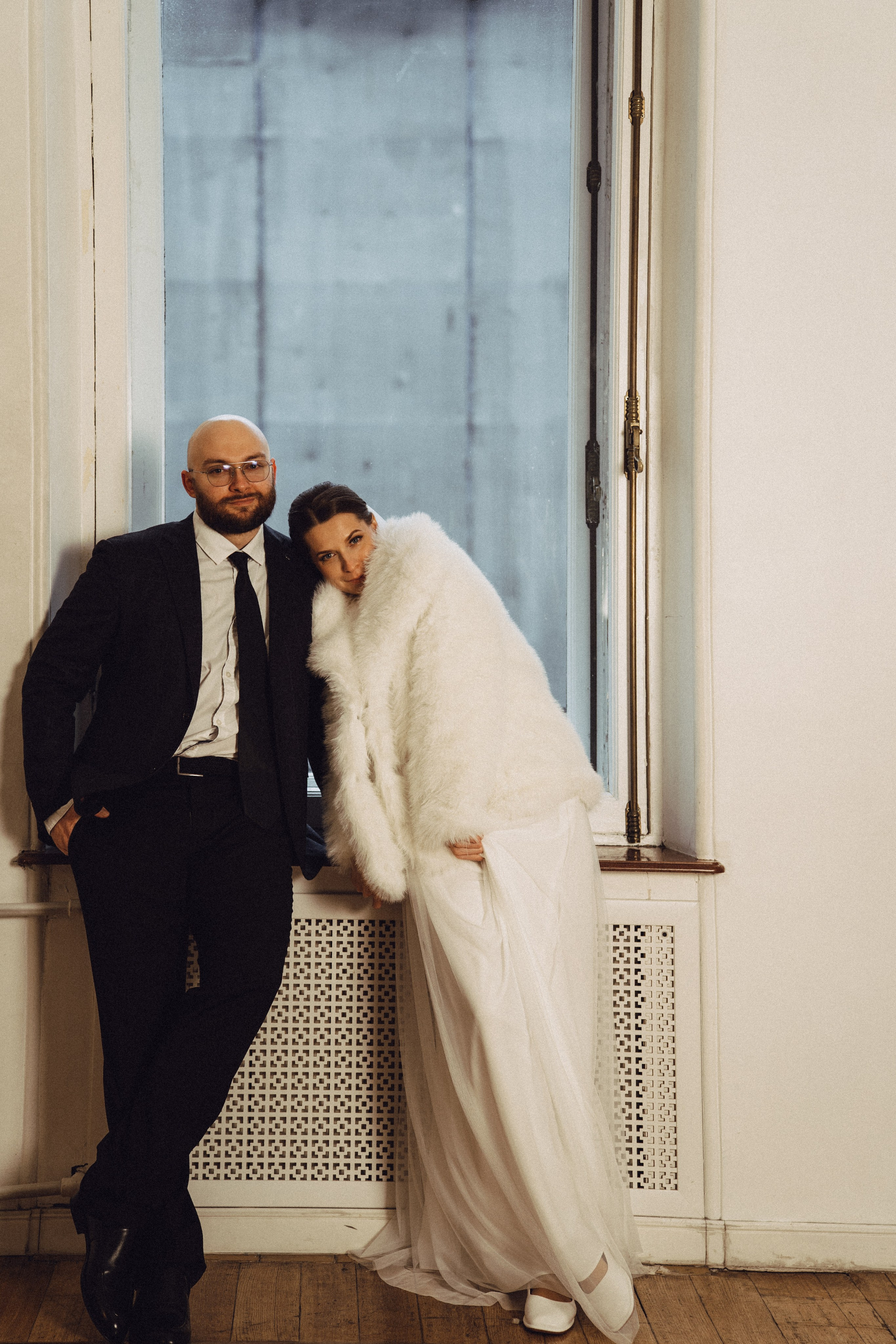 СВАДЕБНАЯ СЬЕМКА ВО ВТОРОМ ДВОРЦЕ (ДЕКАБРЬ) ТАКЖЕ СЬЕМКА В СТУДИИ НА ЧЕРНЫШЕВСКОЙ. Профессиональный фотограф, Санкт-Петербург — Виктория Богомолова