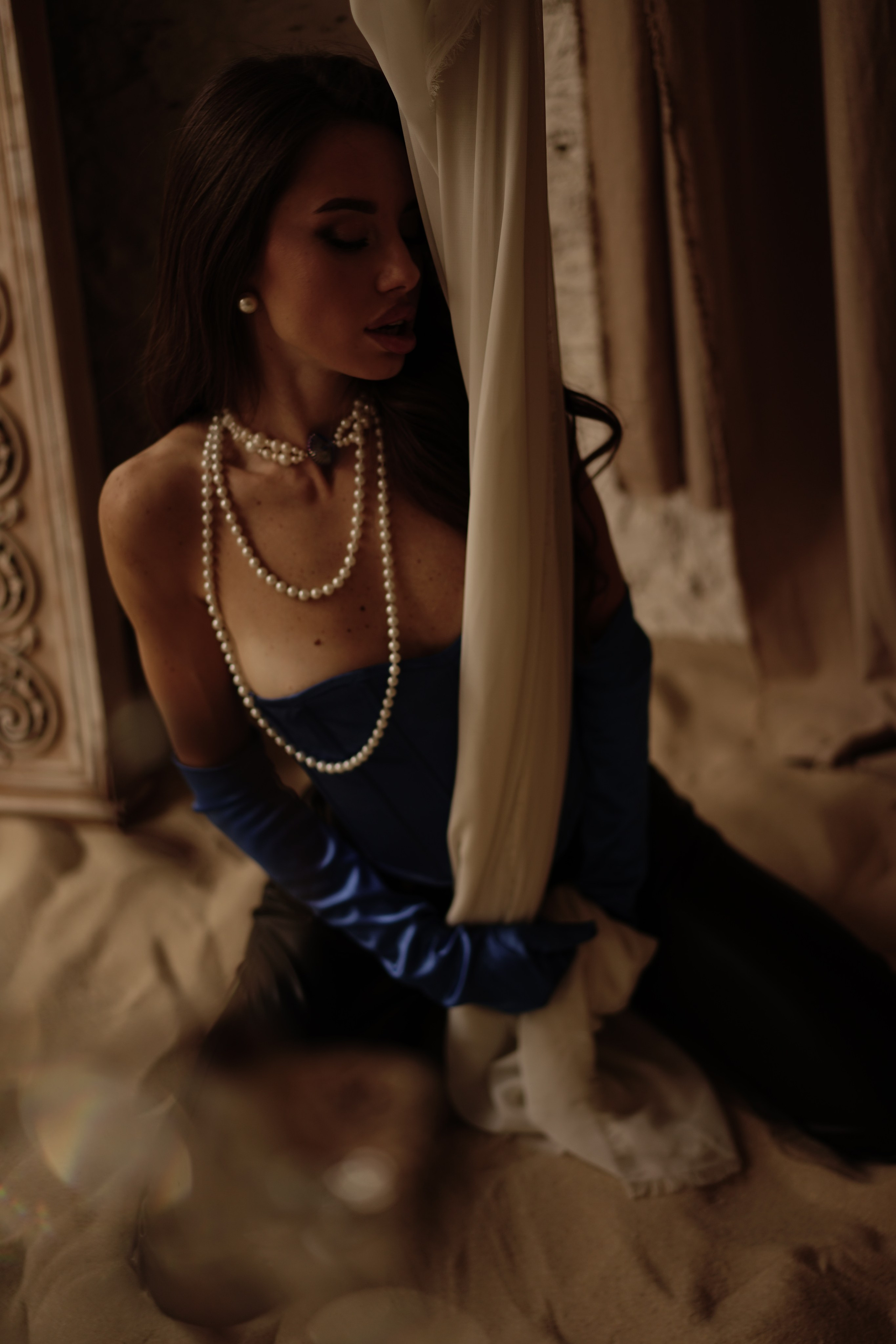 Будуарная фотосессия в студии г. Москва. Фотограф Екатеринбург Кокшарова Александра