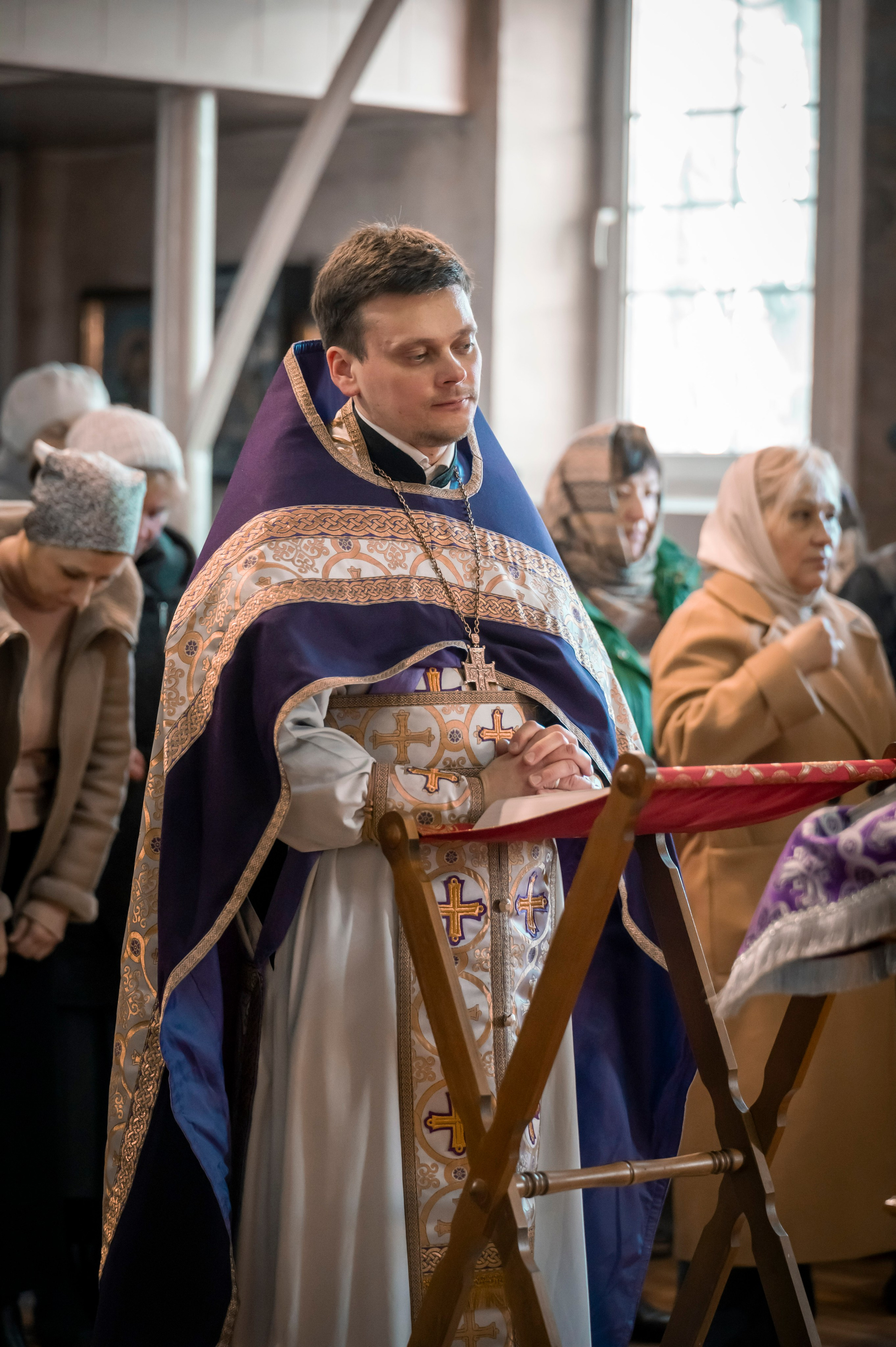 Никольский храм, г. Зерноград. Торжество Православия. Антон и Татьяна Денисенко — В храме