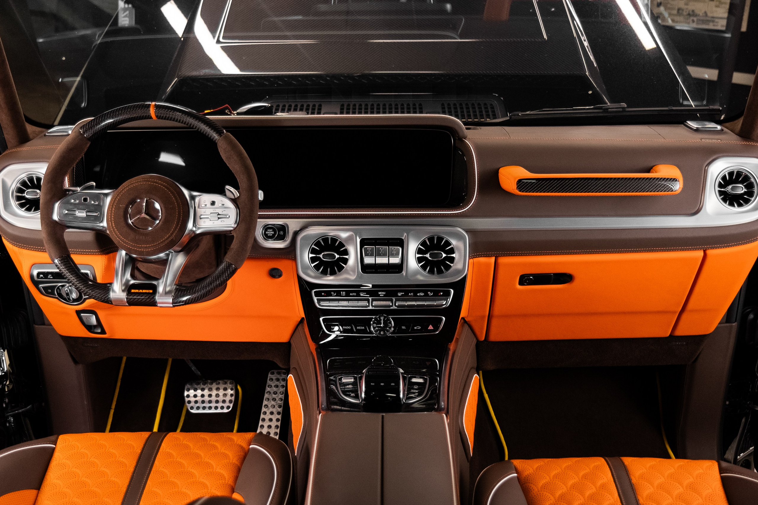 Geländewagen Brabus 900 Rocket Edition. D. ILIN