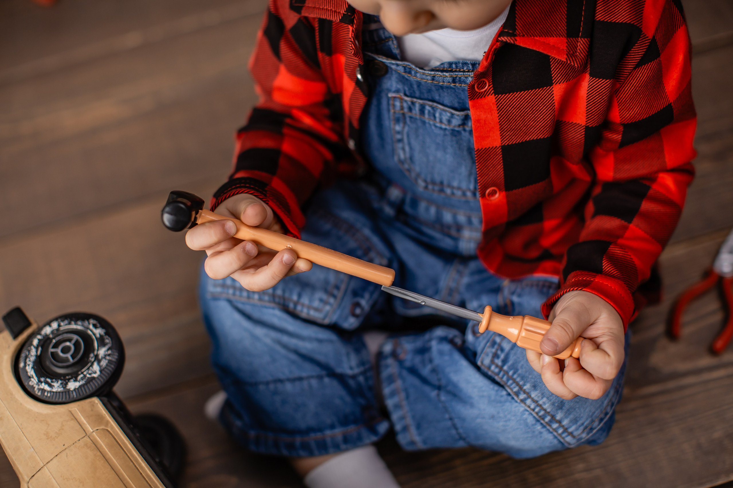 Фотодень " ГАРАЖ «(для 1-4 года) 20.09.26 г запись идёт. Детский семейный фотограф на первый годик город Новосибирск Дымова Светлана пакеты всё включено 1-3 года