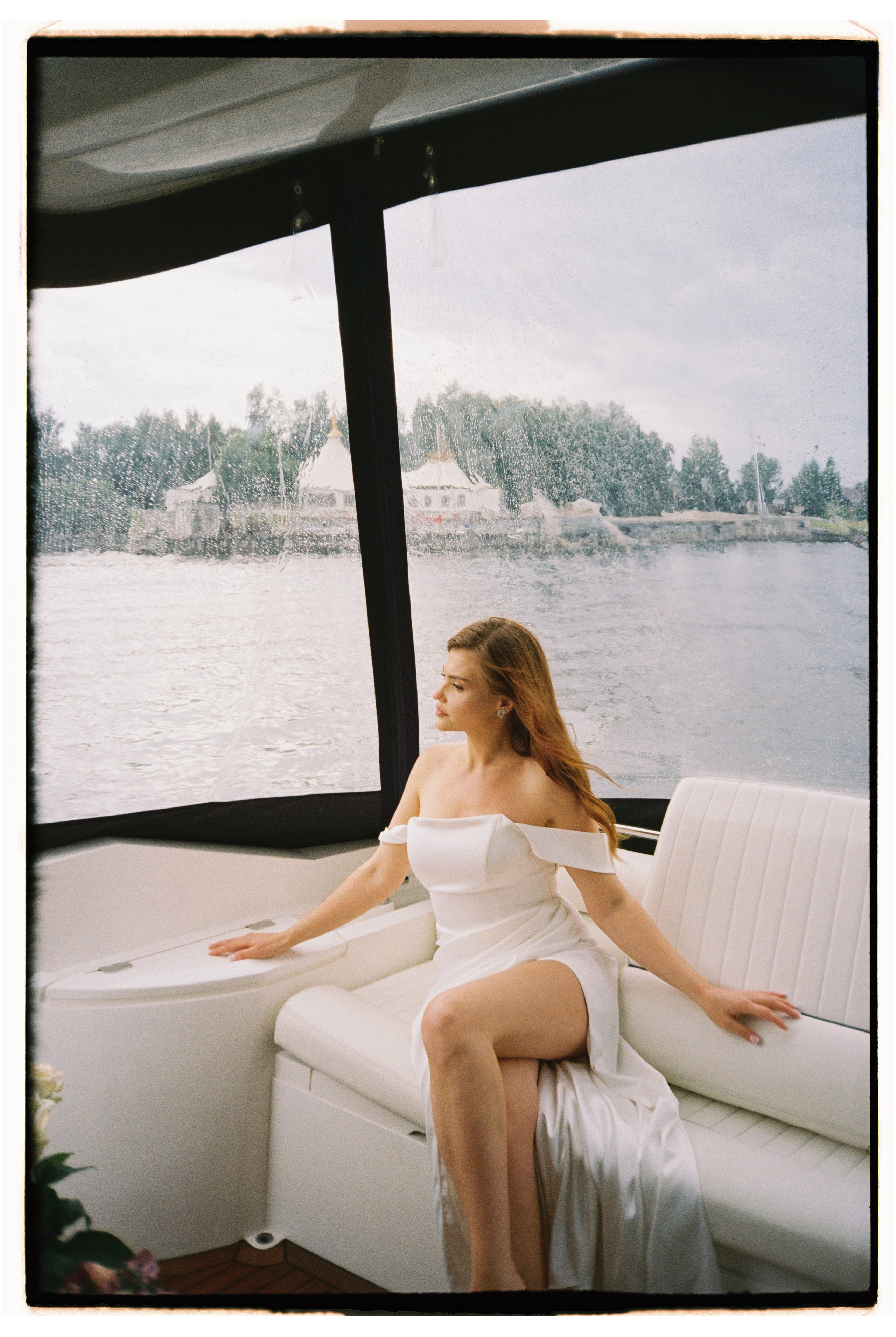 Егор & Нелля. Пленка. Сестры Карабаза. Фотографы и ретушеры в Москве и Санкт-Петербурге