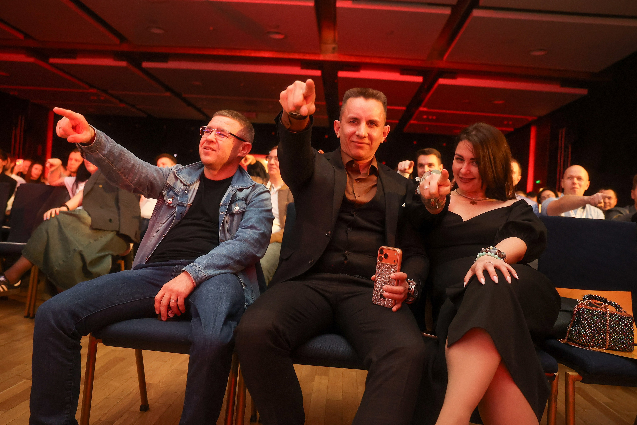 Оскар Хартманн. Business standup тур. Александра, репортажный и событийный фотограф