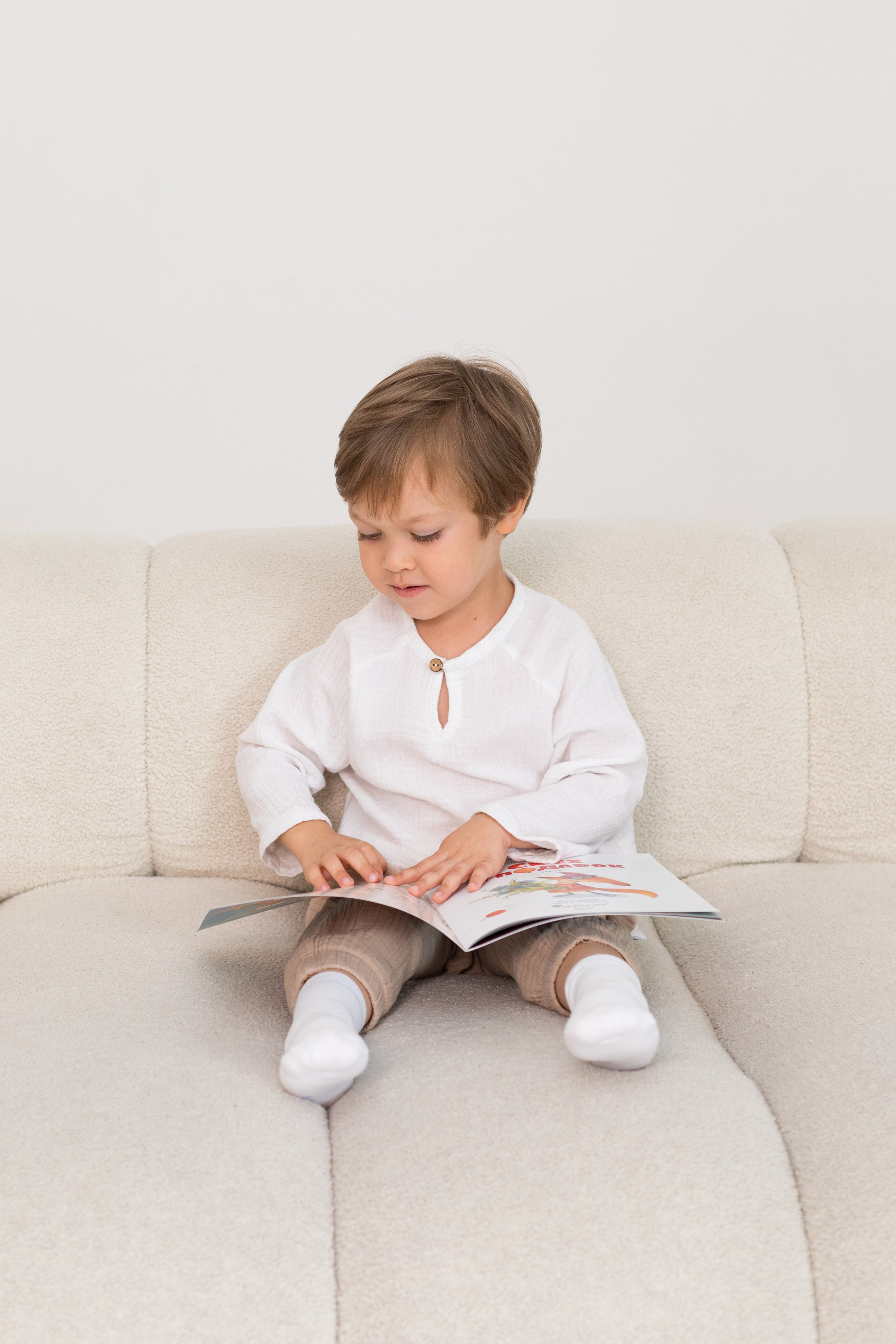 Студийная съемка контента для детского книжного издательства. Детский и контент фотограф Надя Волкова Санкт-Петербург