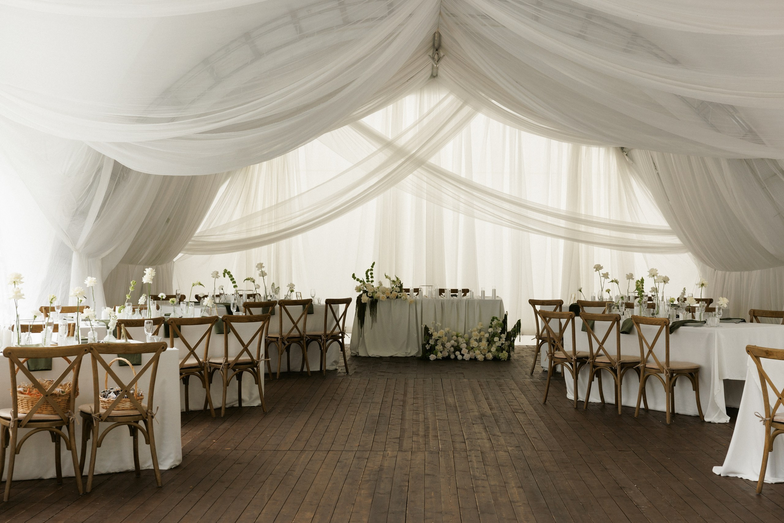 Свадьба под шёпот деревьев. Свадебный и семейный фотограф в Твери, Москве, Санкт-Петербурге