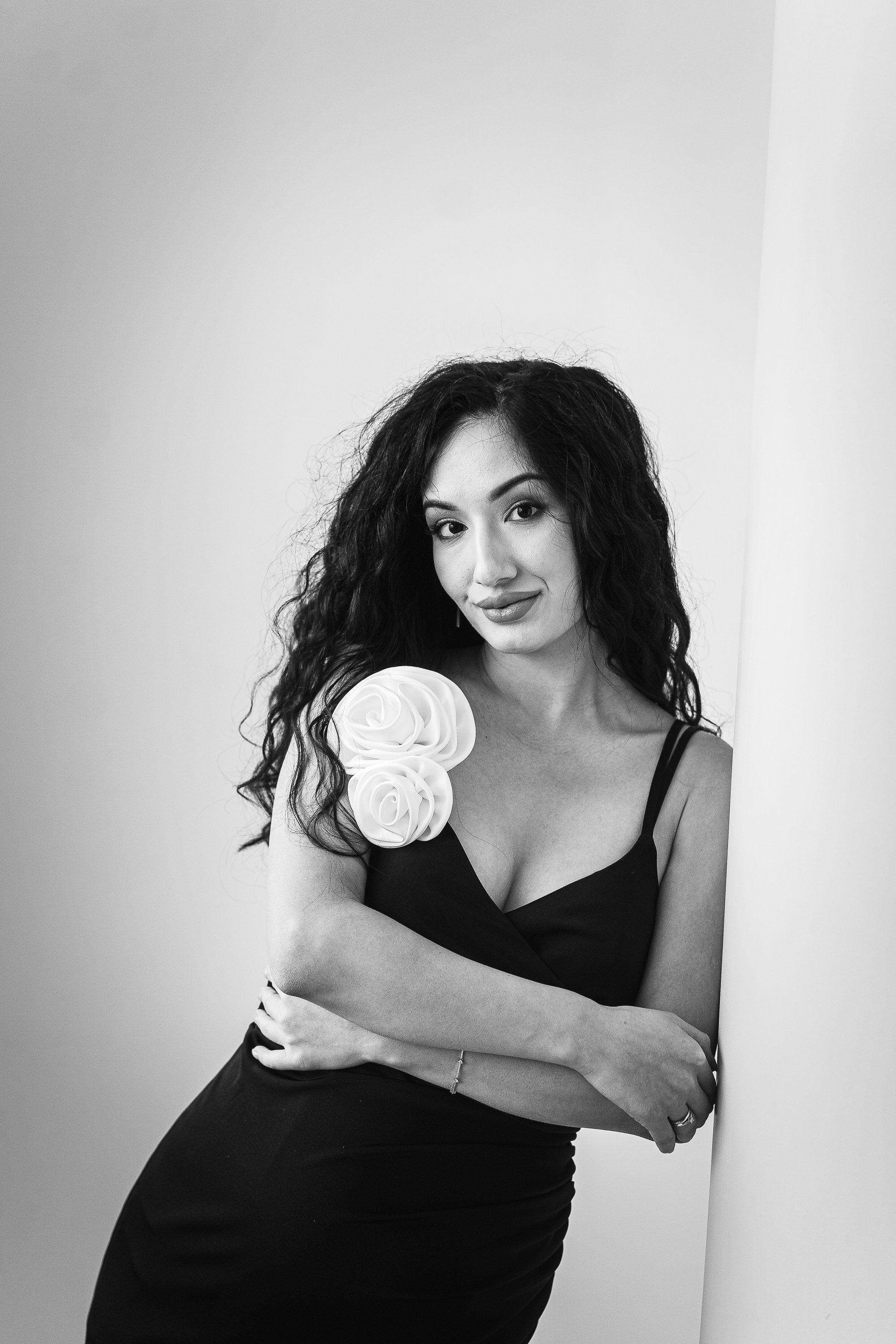 Беременность в ЧБ. Ваш свадебный и семейный фотограф