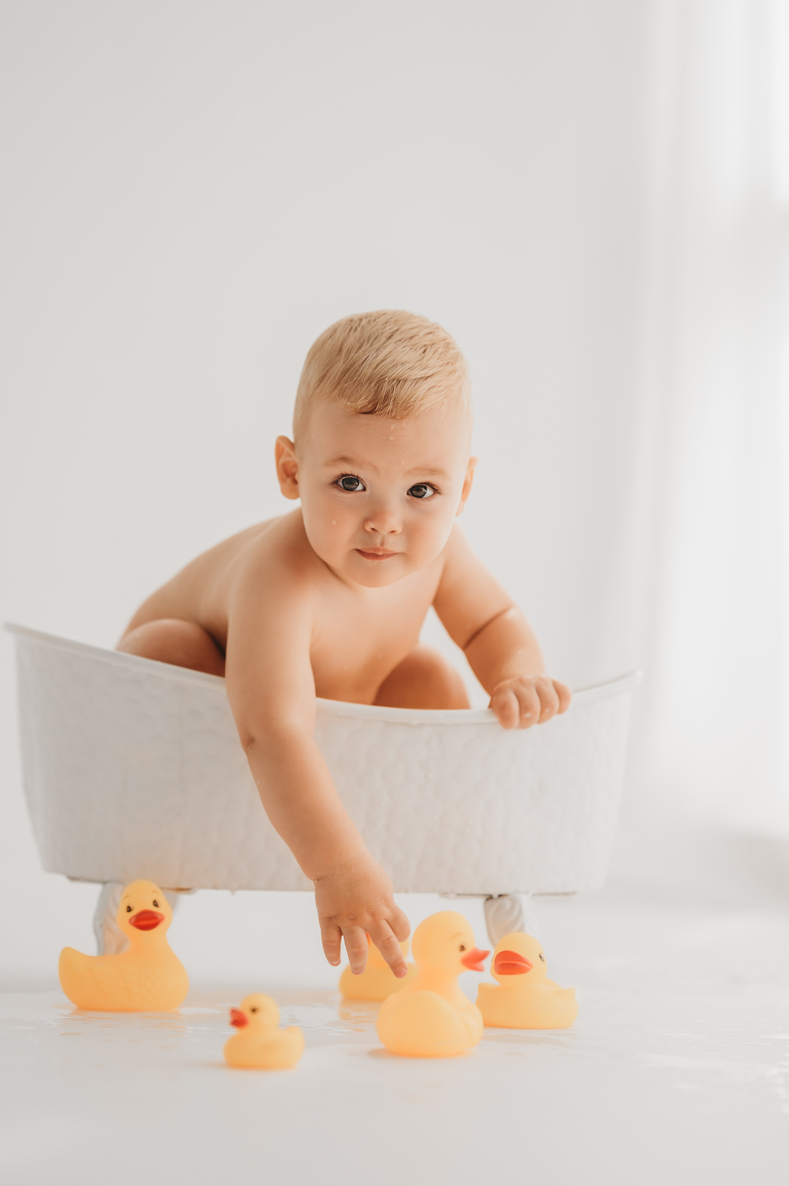 Молочные ванночки. Детский и семейный фотограф Ирина Гладких