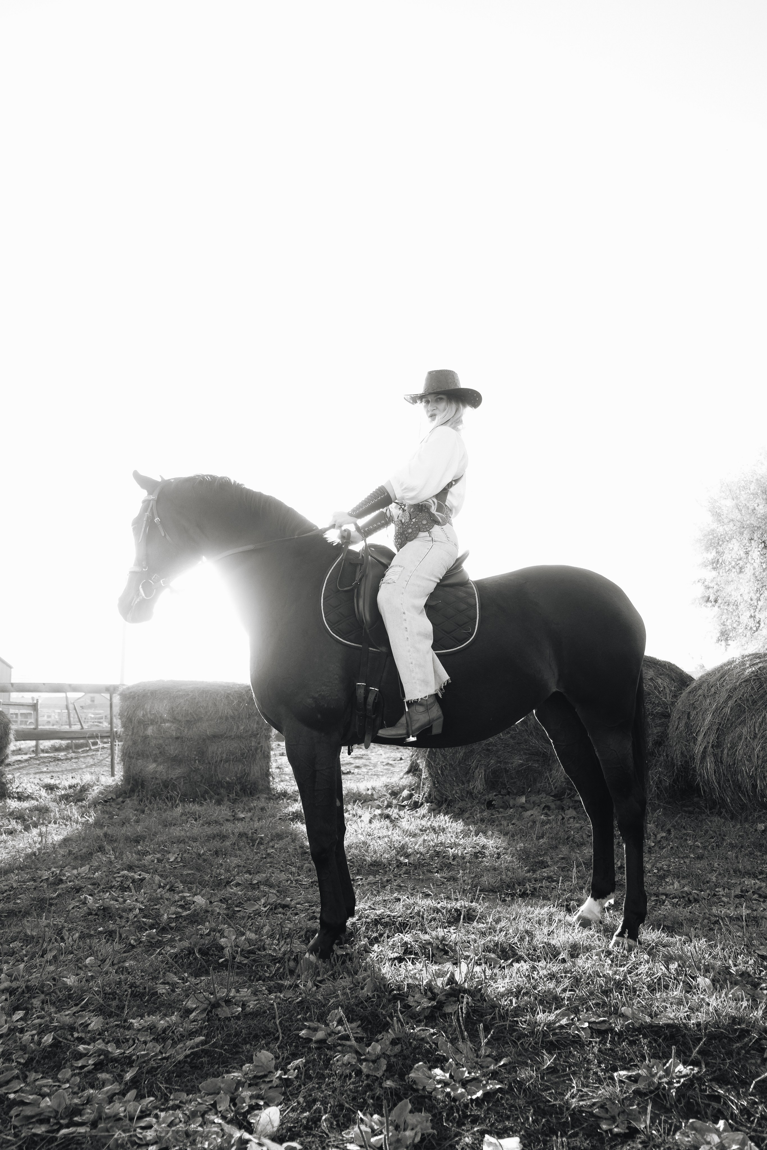 25.09.26 Евгения с конями. Фотограф Наташа Лисица