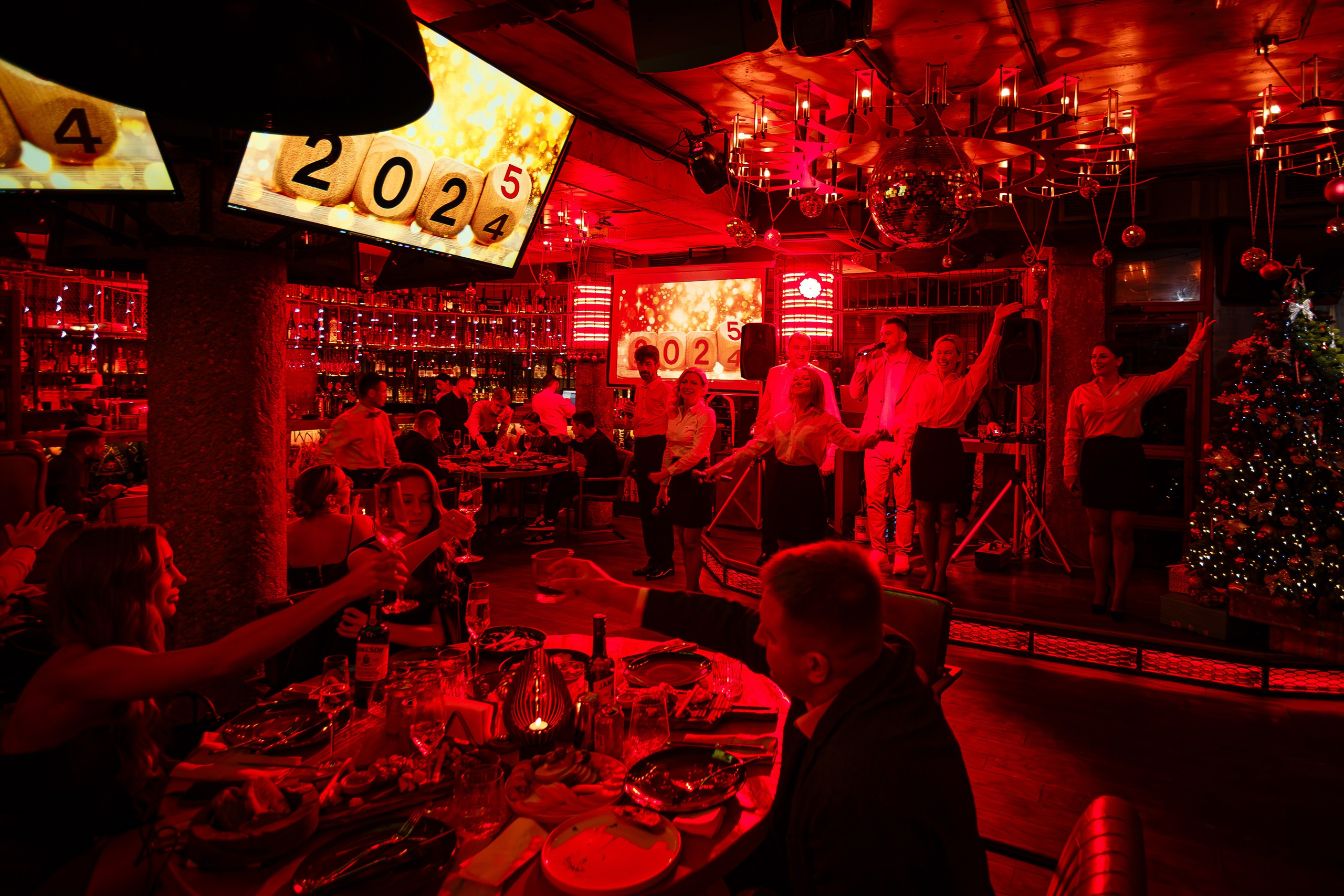 Новогодний вечер_Мычара Rest & Bar_Симферополь_31.12.2024. Аминов Руслан | Фотограф