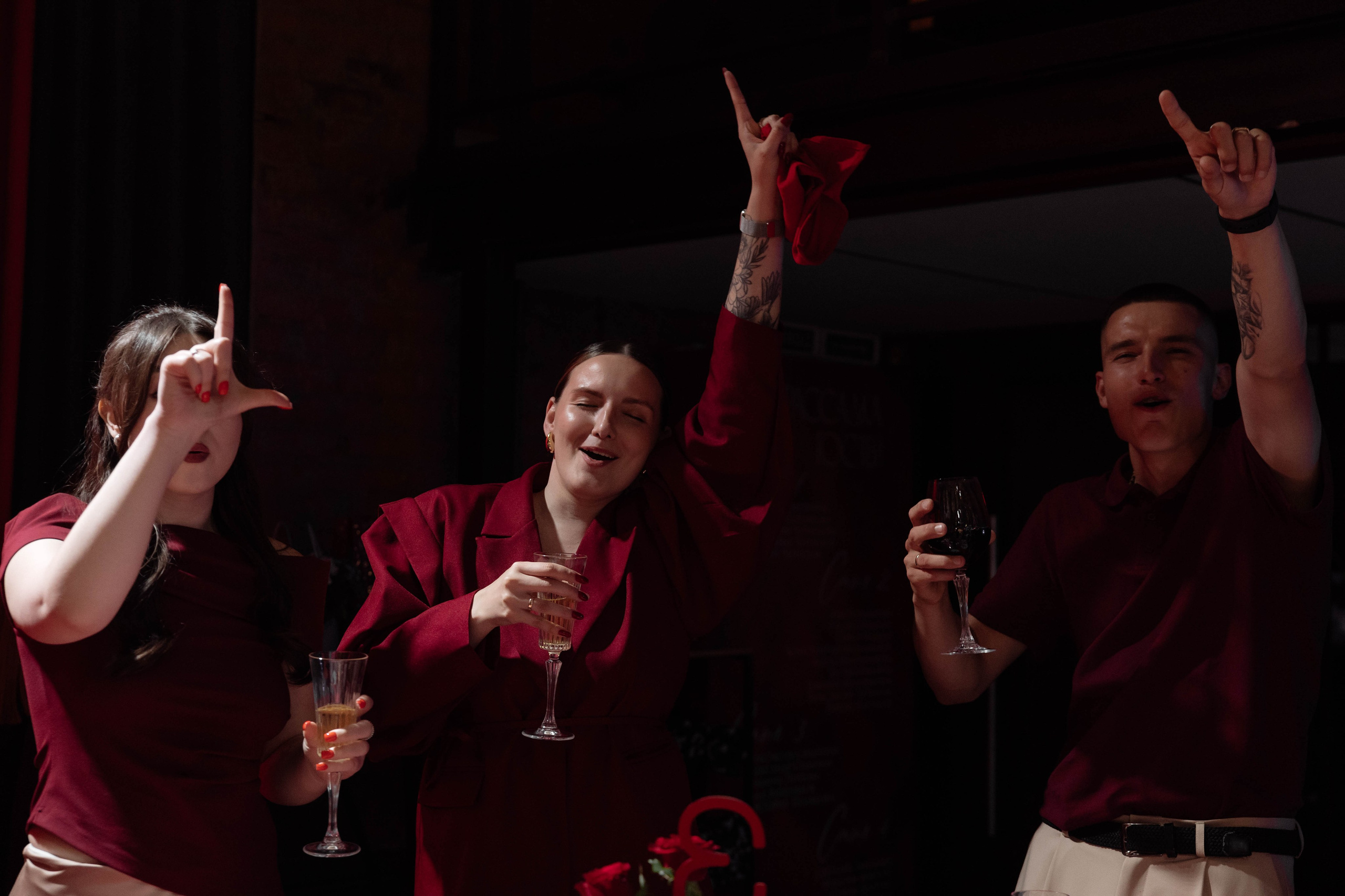 Red wedding. Свадебный фотограф Красноярск Элина Леонова