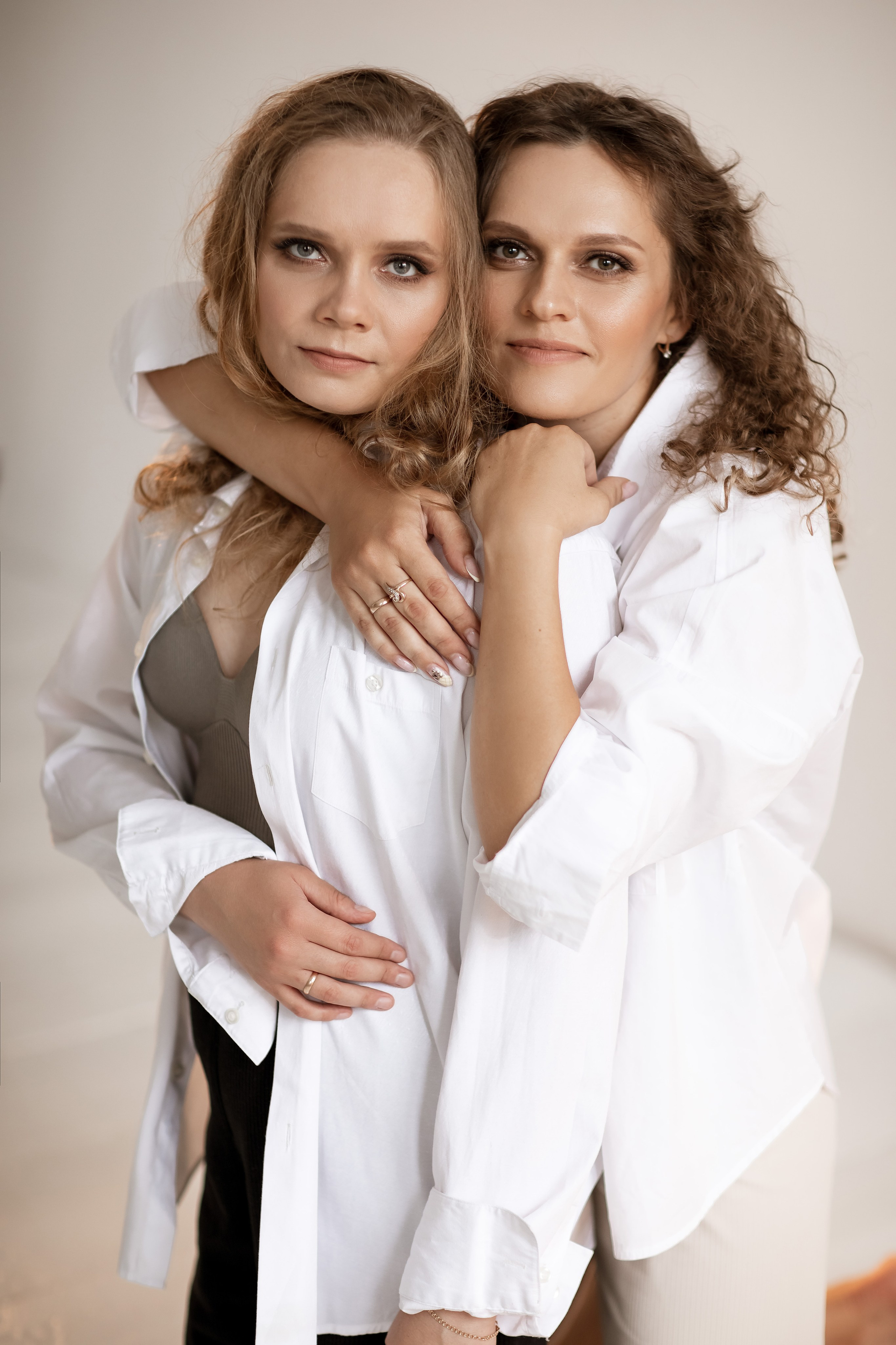 Маша и Наташа. Женский и семейный Фотограф В Усть-Каменогорске Юлия Журавлева