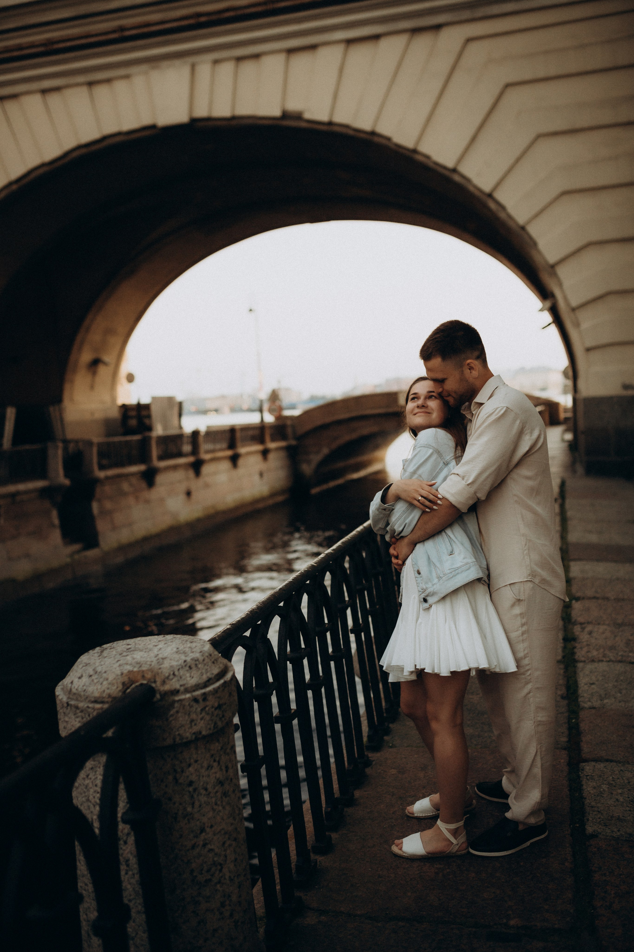 Фотосессия с разводными мостами: LoveStory. Фотограф Санкт-Петербург Князева Елизавета