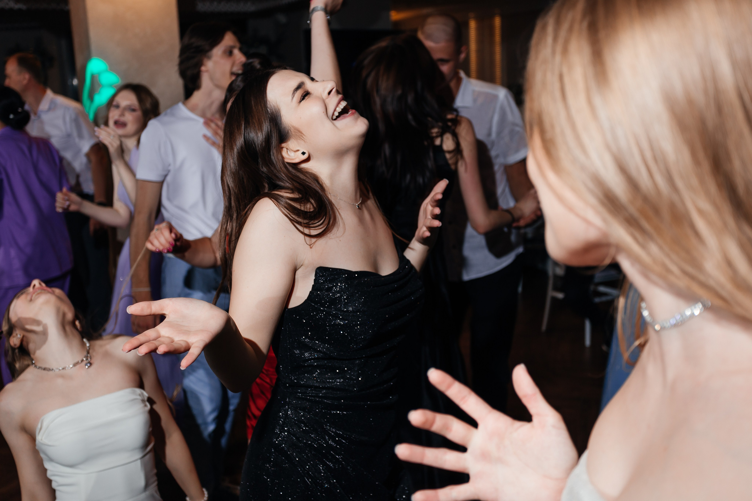 Выпускной 11 «А». Школа № 42. Свадебный фотограф в Краснодаре Николай Крауз