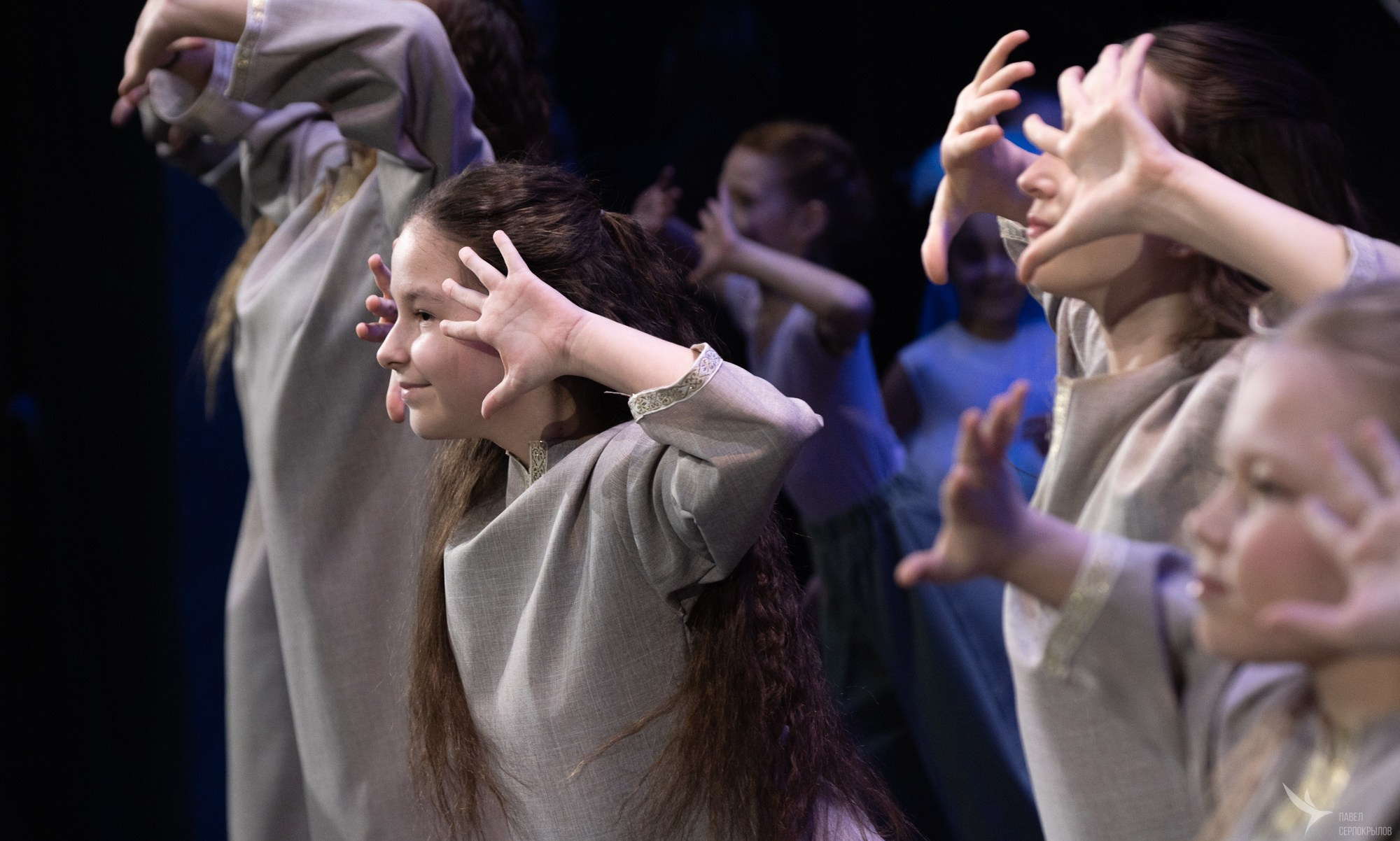 Отчетный концерт студии танца «ШАГ». Репортажный фотограф в Казани Павел Серпокрылов