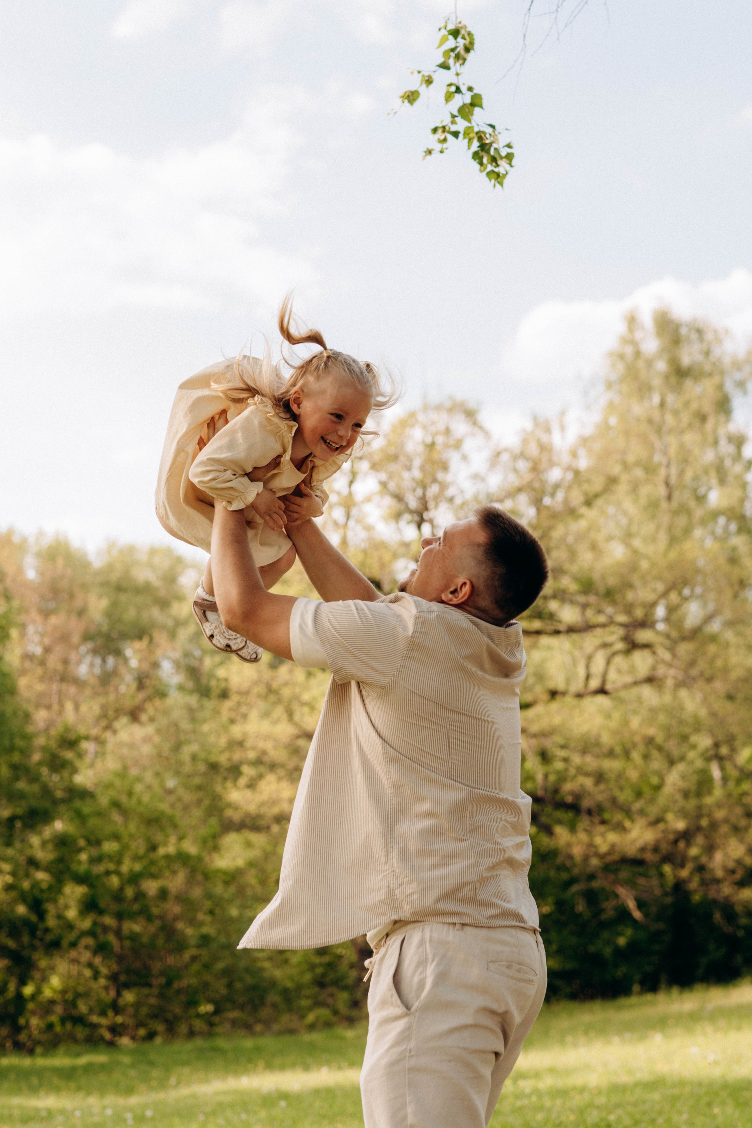 Прогулка Данилы, Алёны и Арины. Свадебный и семейный фотограф в Калуге Анна Киреева