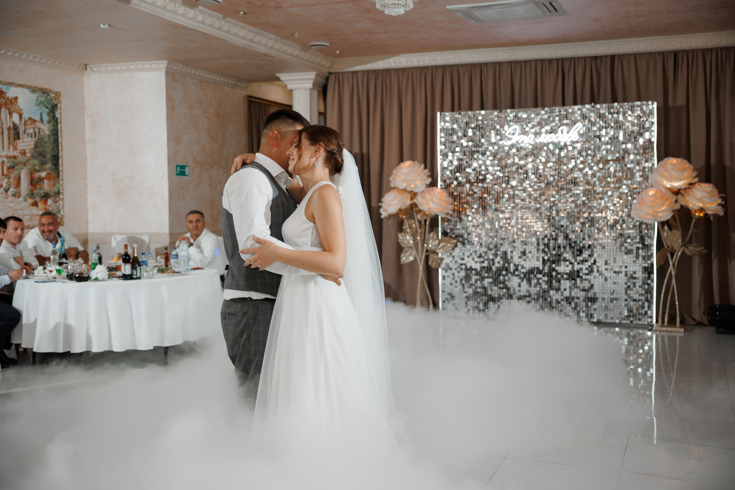 ЗАГС Бутово и Остафьево. Свадебный и репортажный фотограф (Москва, Королев и другие)