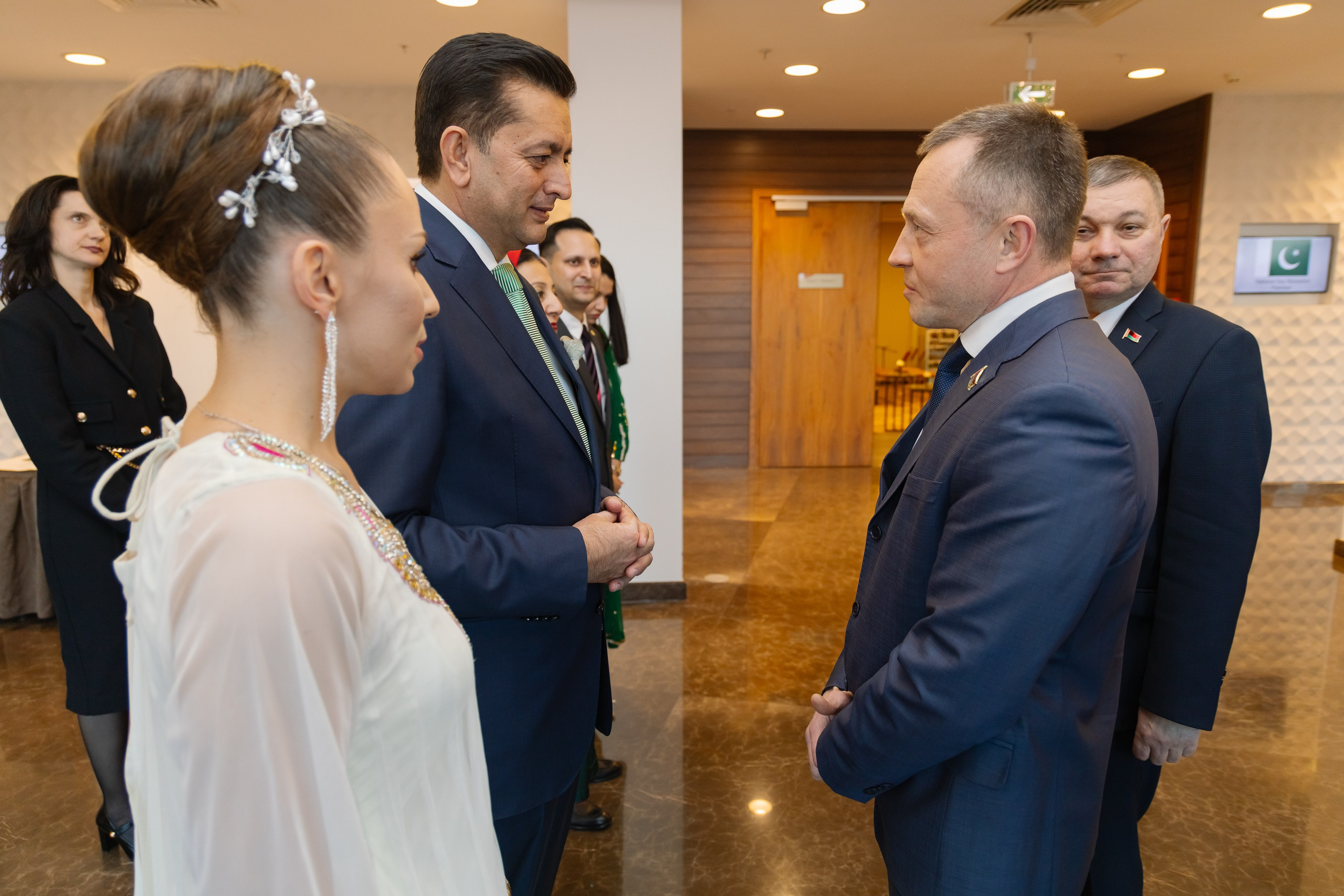 Фотосъемка делегации Пакистана в Беларуси в отеле Марриотт. Свадебный фотограф в Минске/Беларуси Сергей Спиридонов