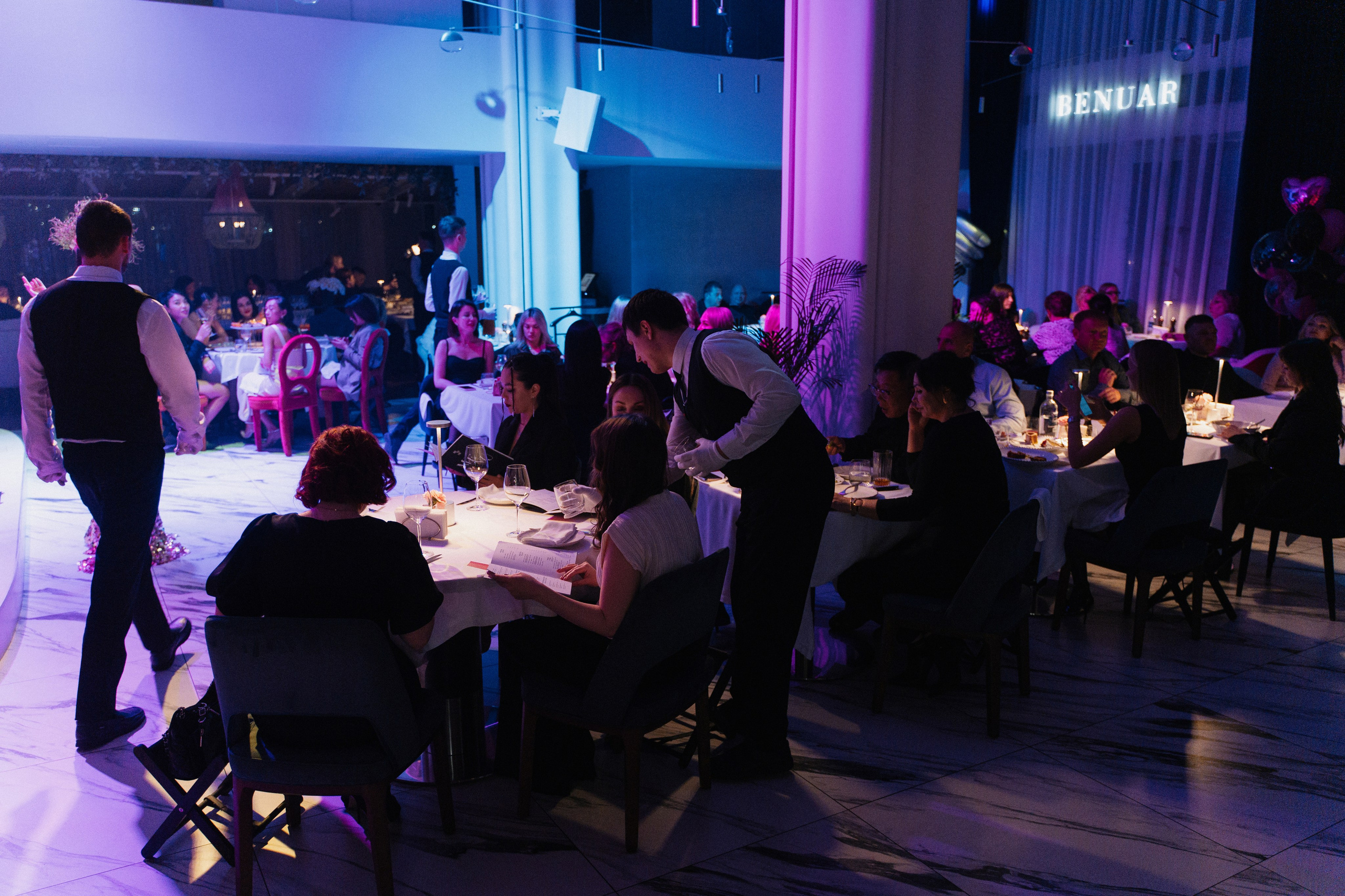 11 мая (суббота). BENUAR Restaurant