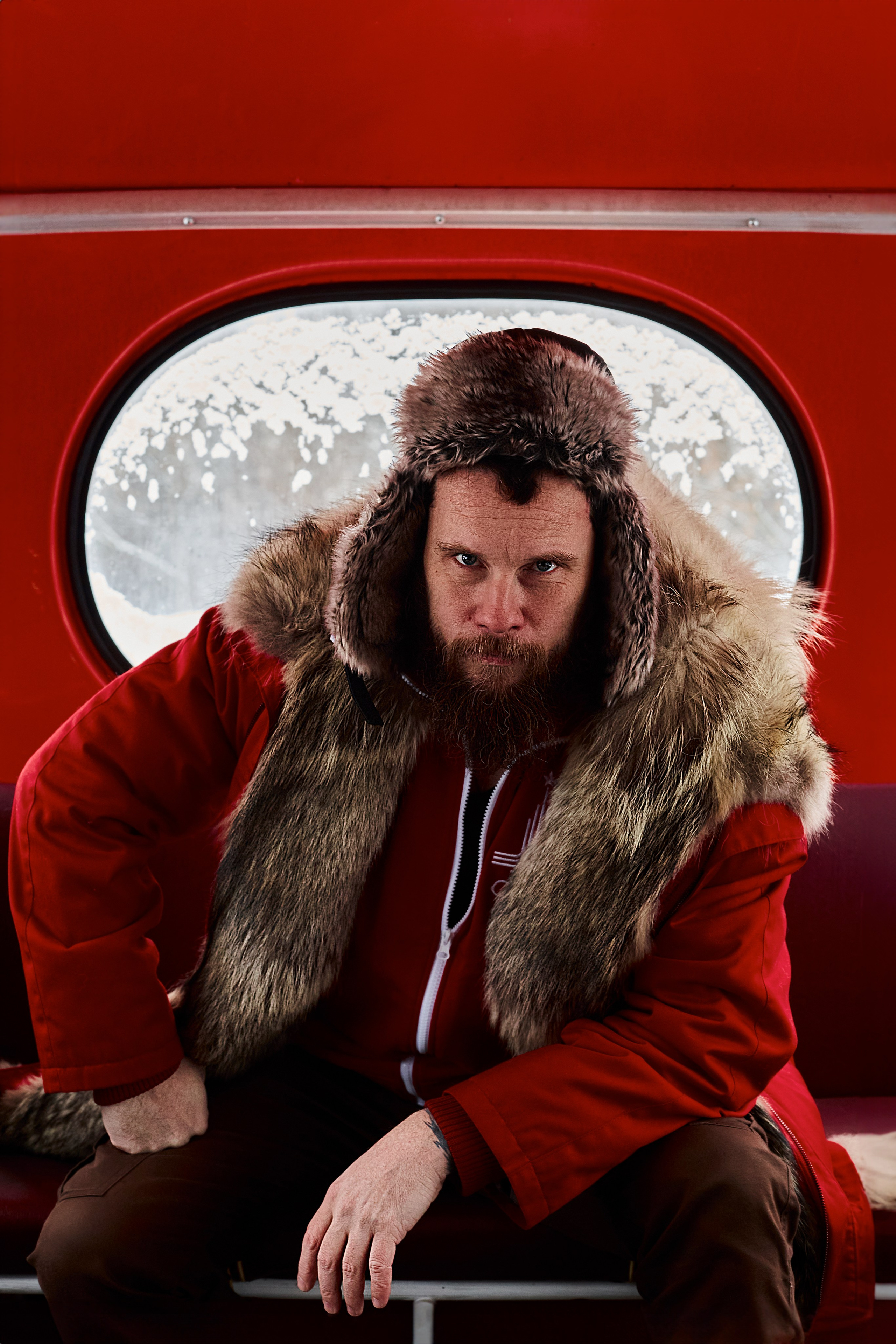 СССР. Встреча Нового Года посреди леса в заглохшем автобусе. Фотограф. Love story, портрет, индивидуальные съемки. Фудфотограф