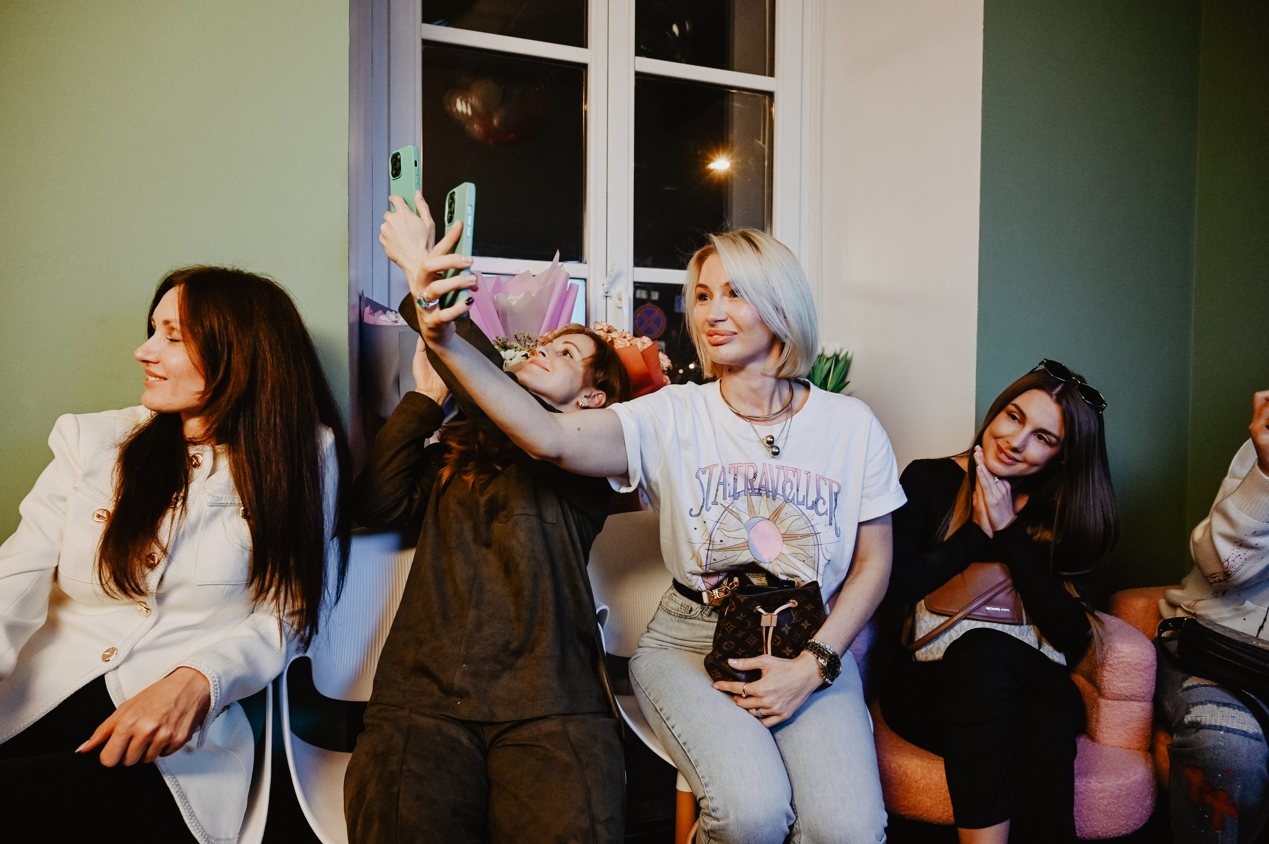 Открытие стоматологии Smile Is. Анастасия Петрович фотограф, фотокорреспондент в Москве и Санкт-Петербурге. Фотосъёмка репортажа, мероприятия, корпоративная съёмка, контент