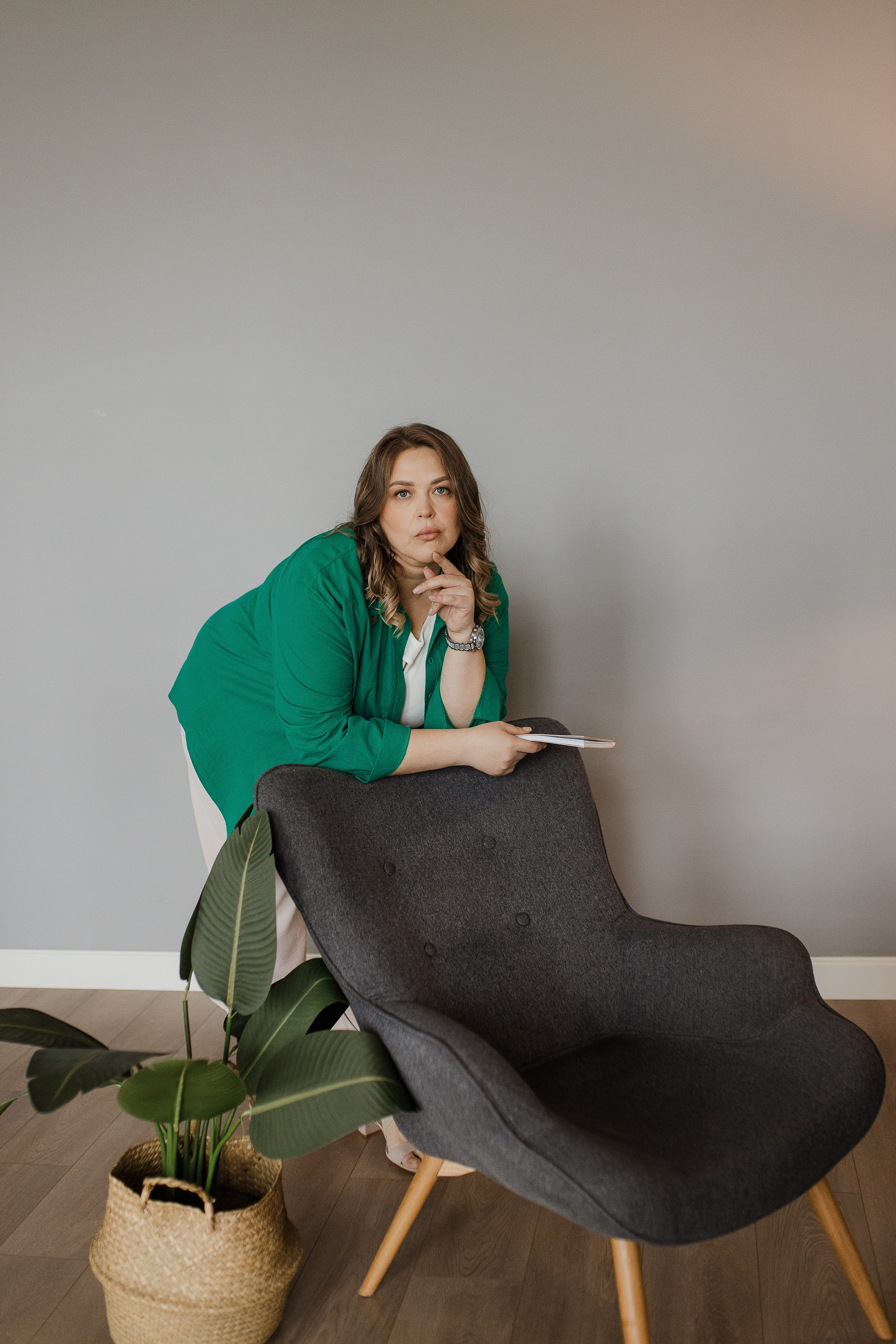 Бизнесс Портрет мастера по маникюру. Семейный и детский фотограф в городе Подолск МО Крылова Ирина