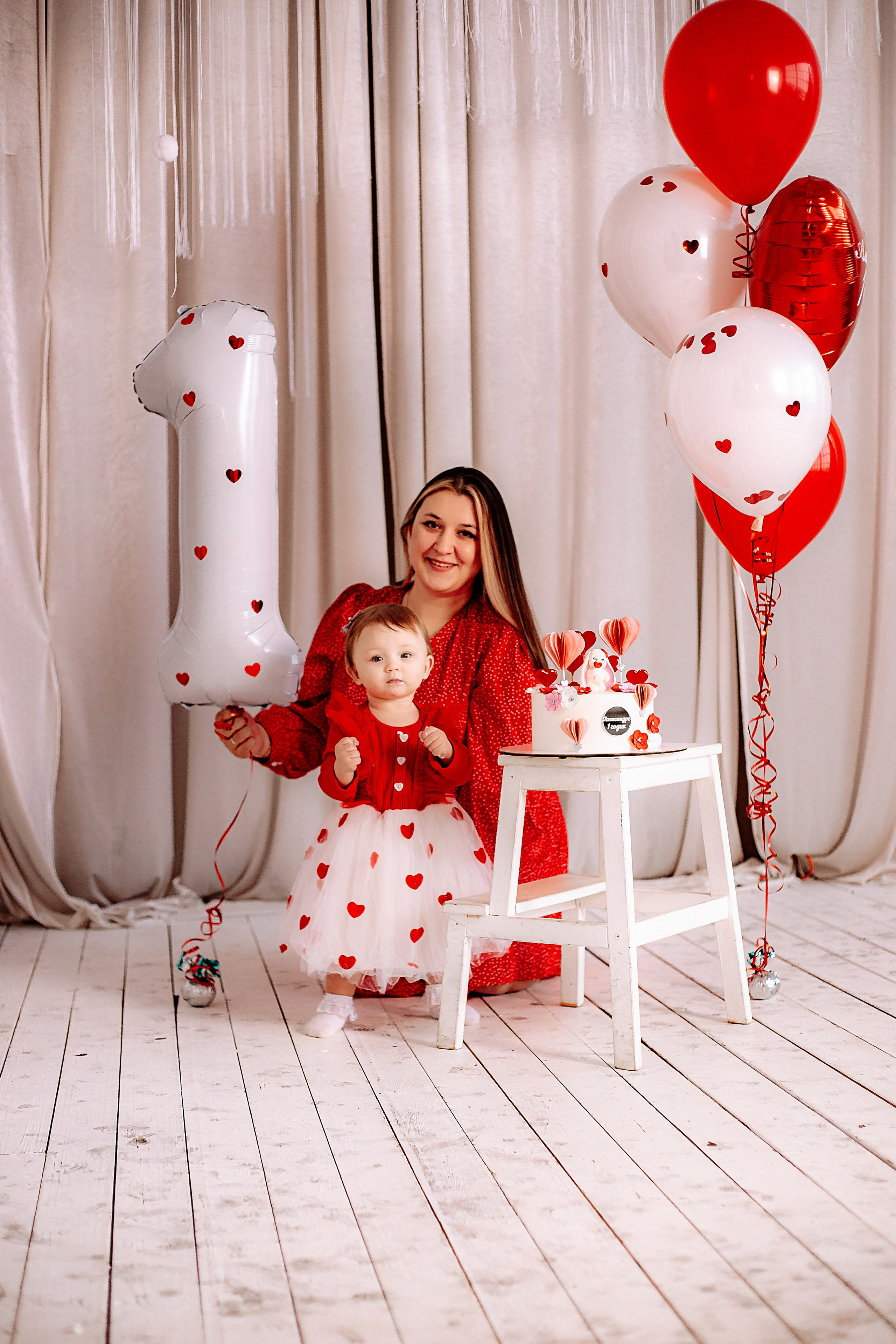 Александре 1 годик. Https://malovafoto.ru