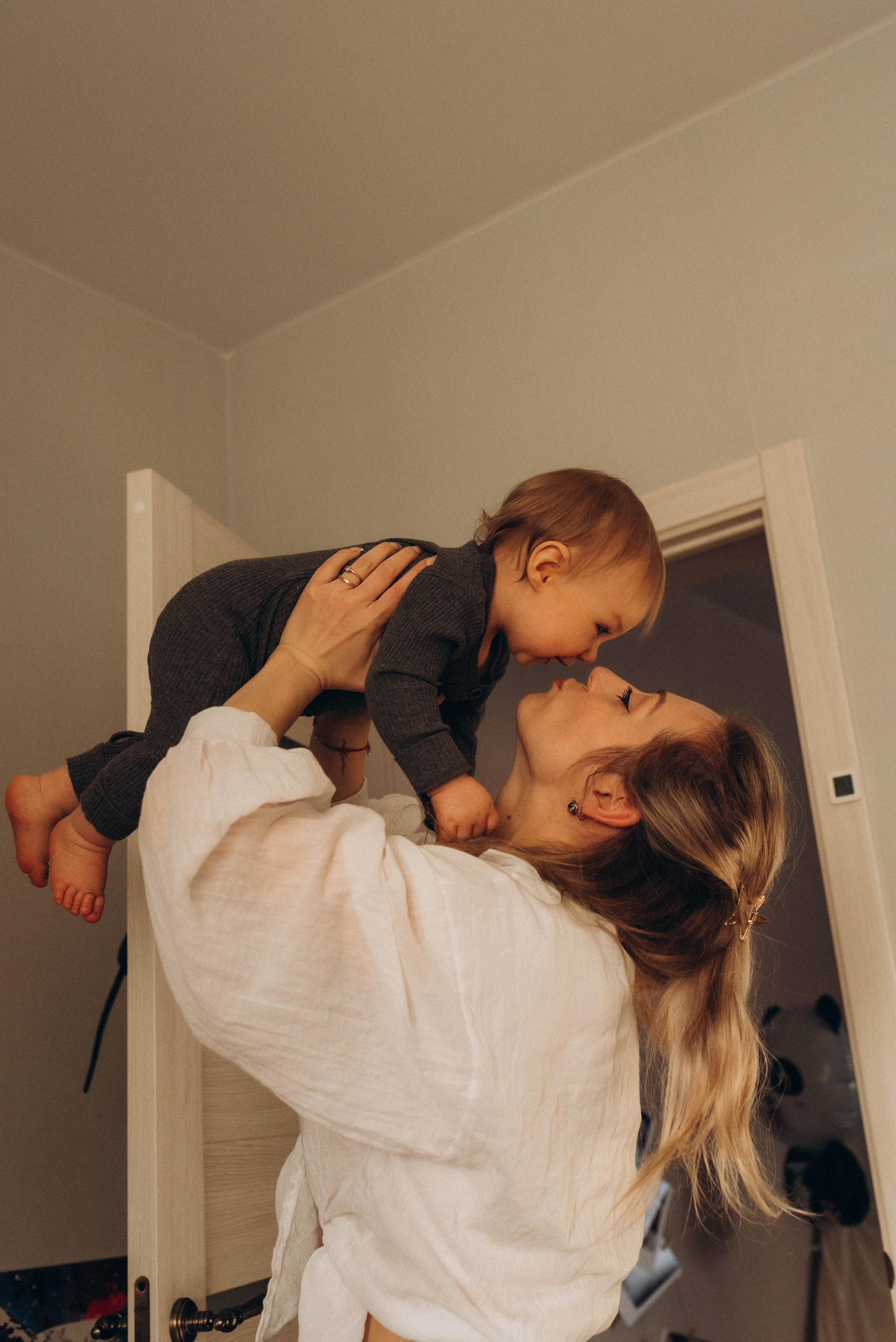 Домашняя фотосессия ко дню рождения малыша. Семейный фотограф в Железнодорожном Масаева Елена