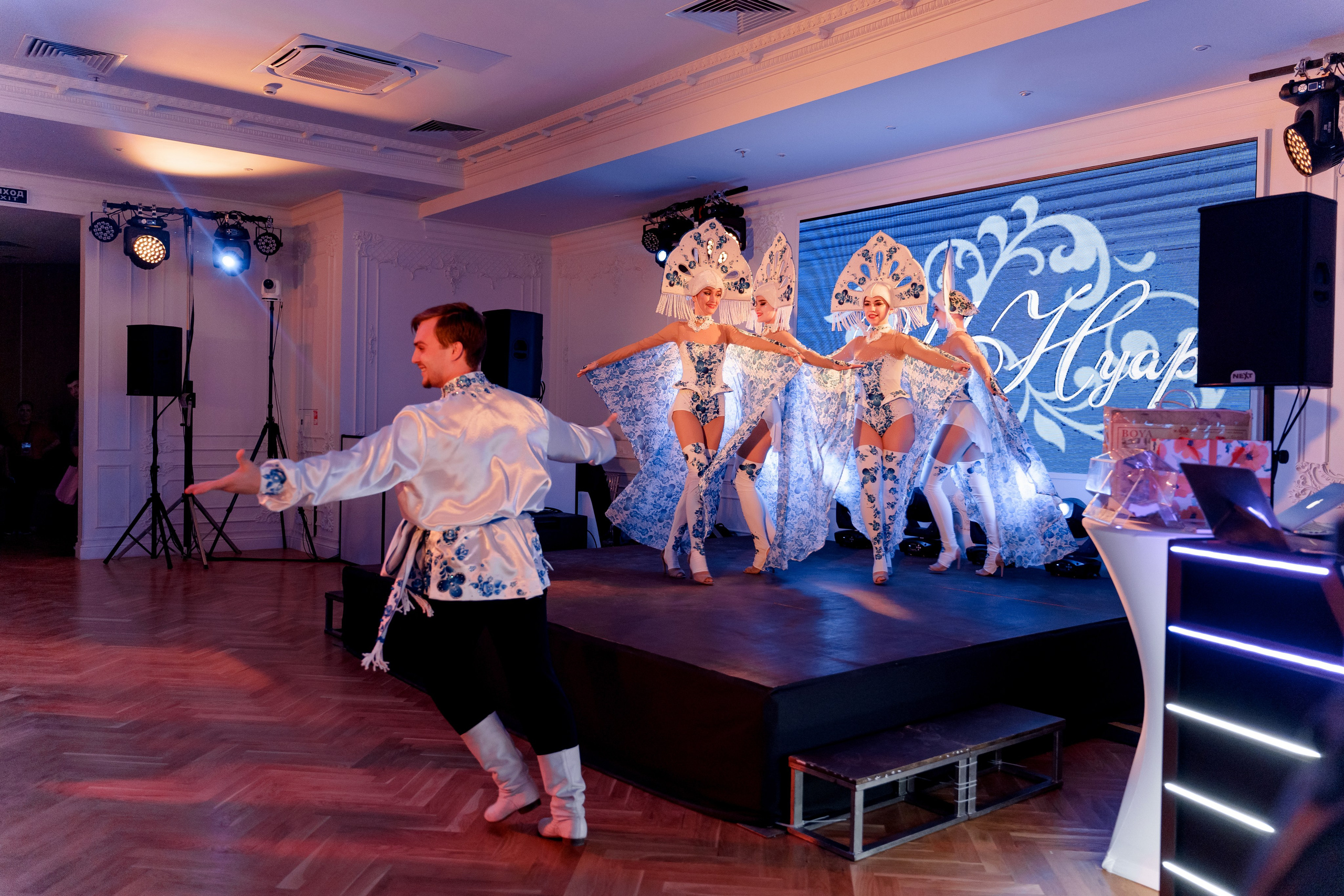 Выставка свадебных специалистов «Свадьба на 1000%». Свадебный фотограф в Санкт-Петербурге