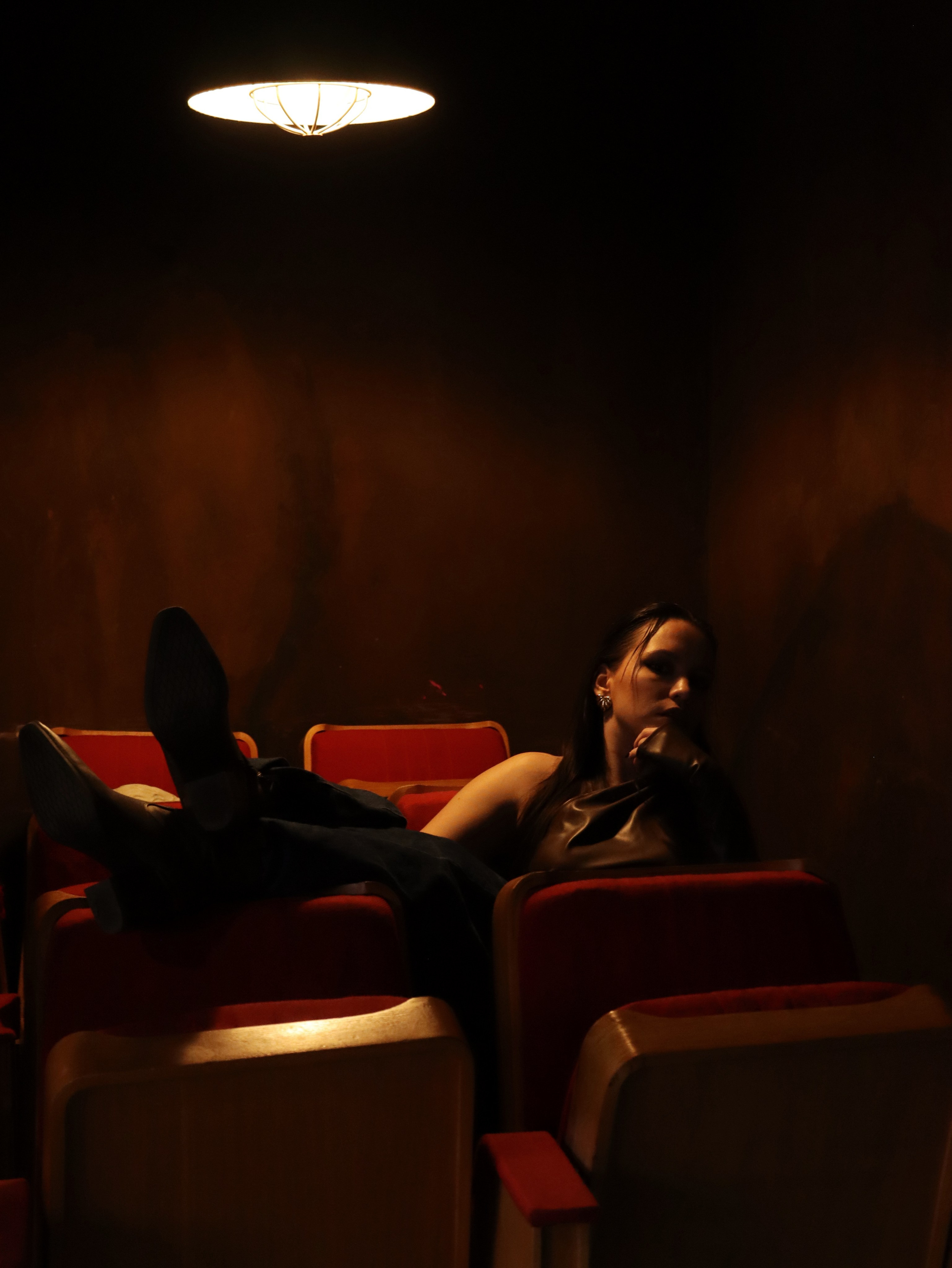 Женский портрет. Главная