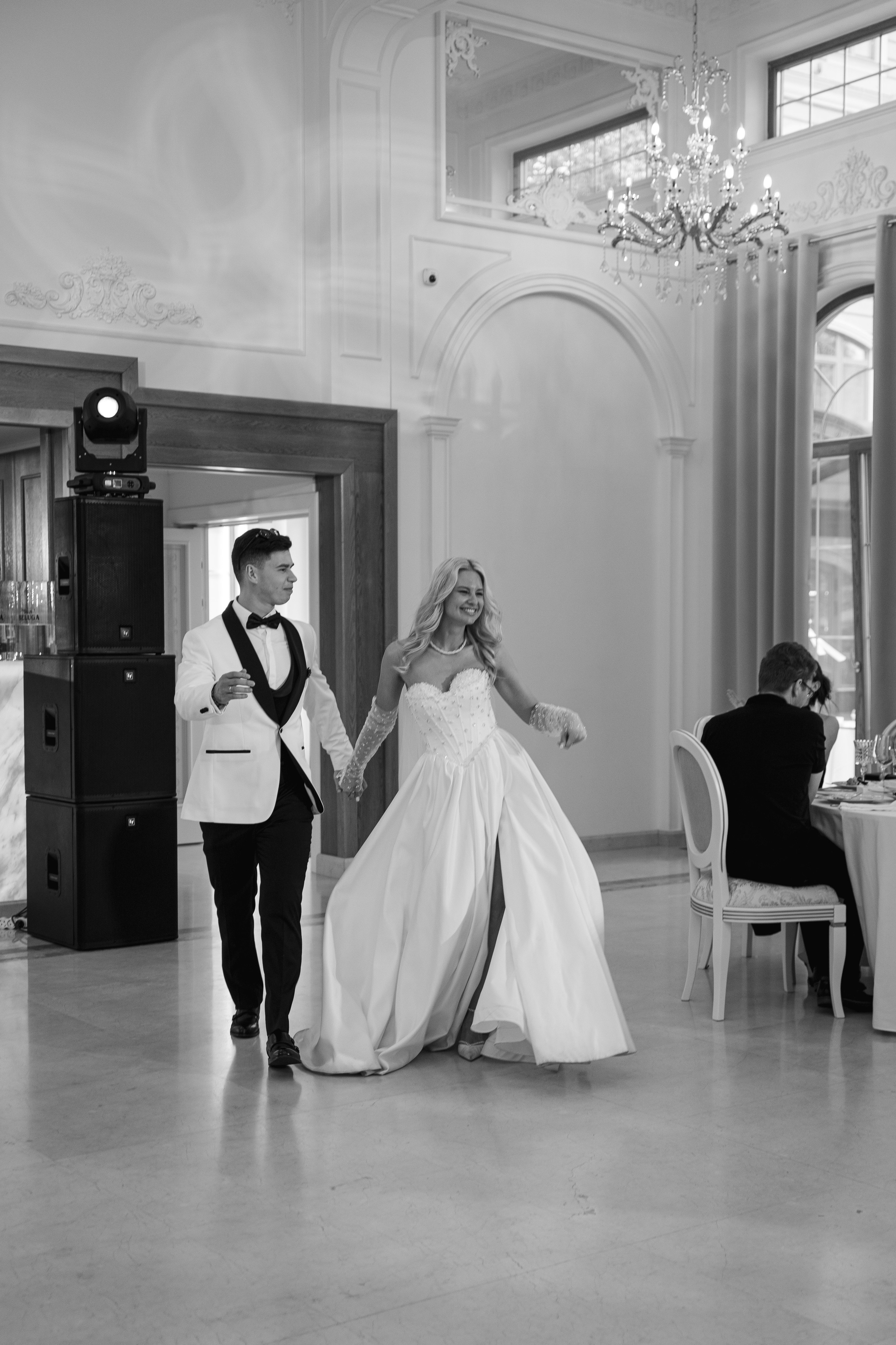 Моменты в ритме стиля. Свадебный фотограф в Санкт-Петербурге