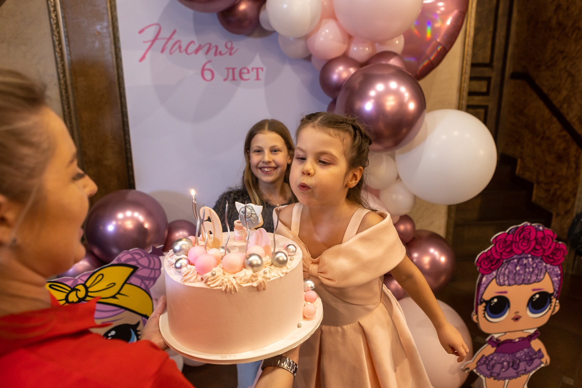 День Рождения Анастасии в ресторане Инконтро. Фотограф в Оренбурге. Профессиональный фотограф