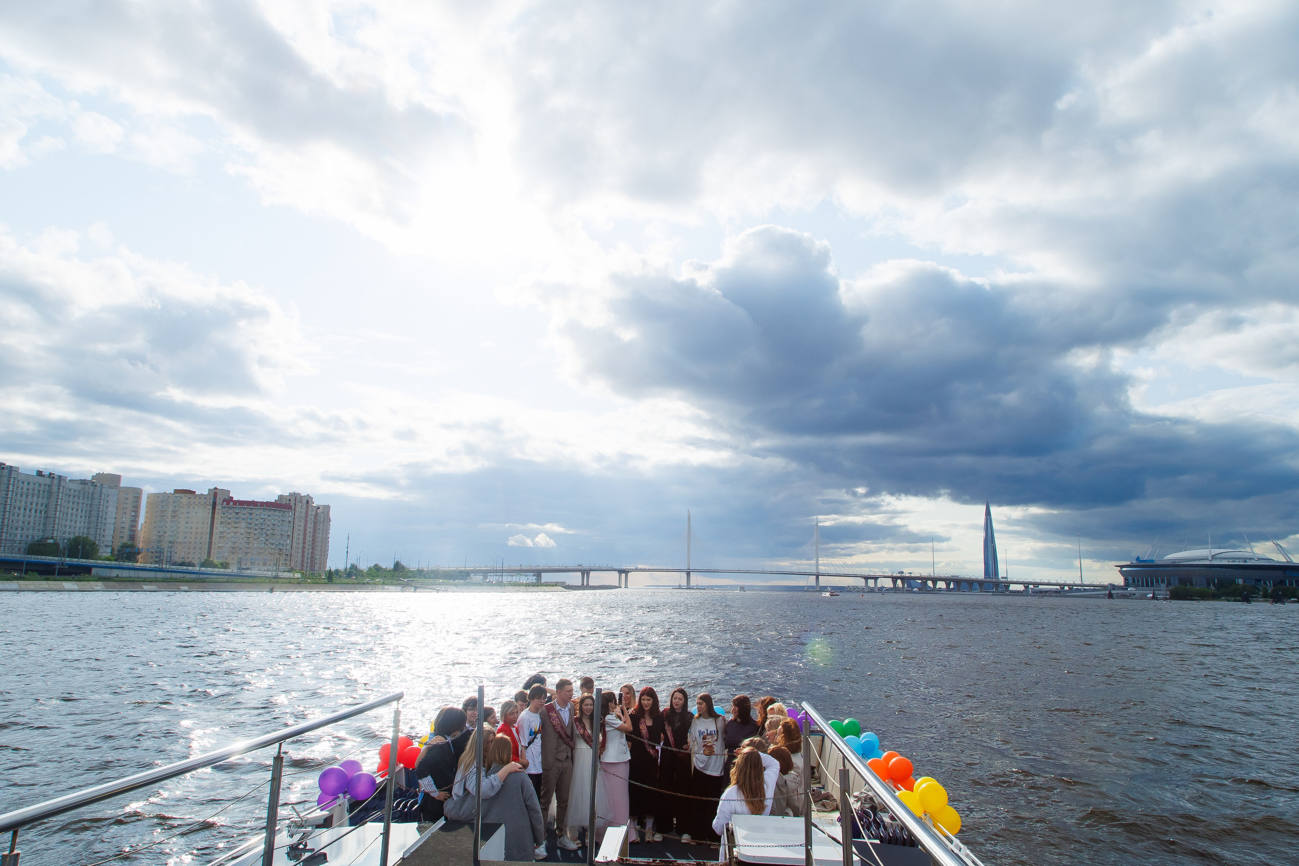 Выпускной на теплоходе. Фотограф в Санкт-Петербурге Чумаков Семен