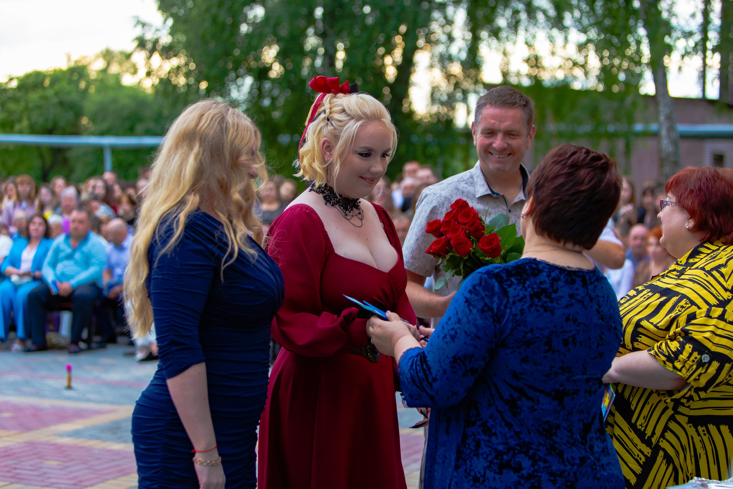 Выпускной вечер. Профессиональная съёмка и монтаж фото&видео в Курске и области