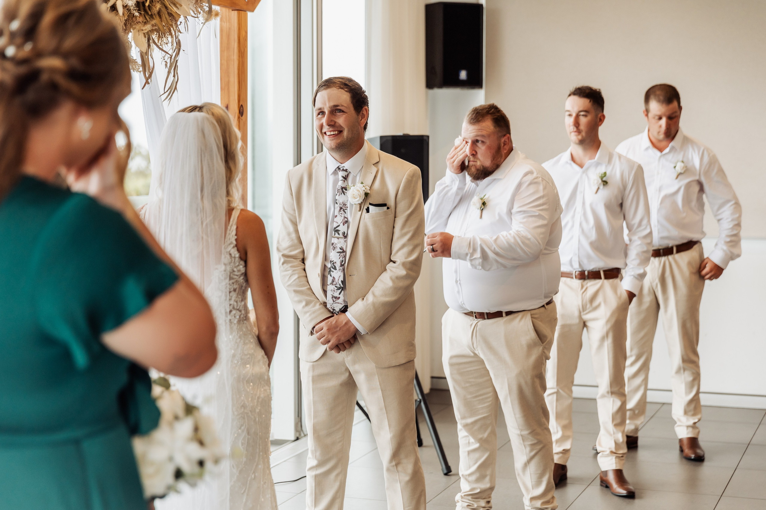 …Timeless connection. Golden Moments Editing — We do Wedding’s Retouch and Video Editing