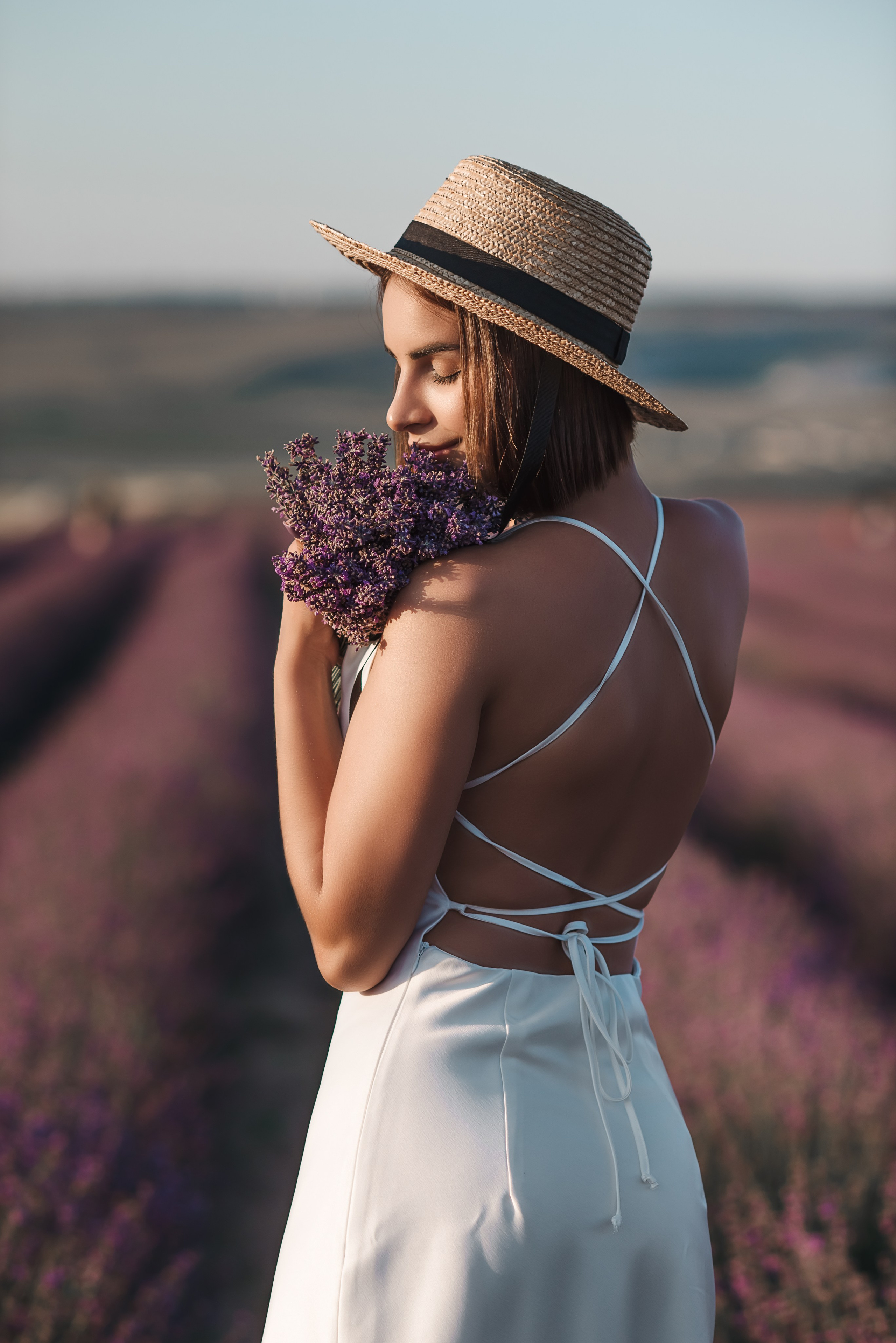 Фотосессия в лавандовом поле. Прогулочная фотосессия в Крыму. Фотограф в Симферополе Ольга Топоривская. Красивые места для фотосессий в Крыму.