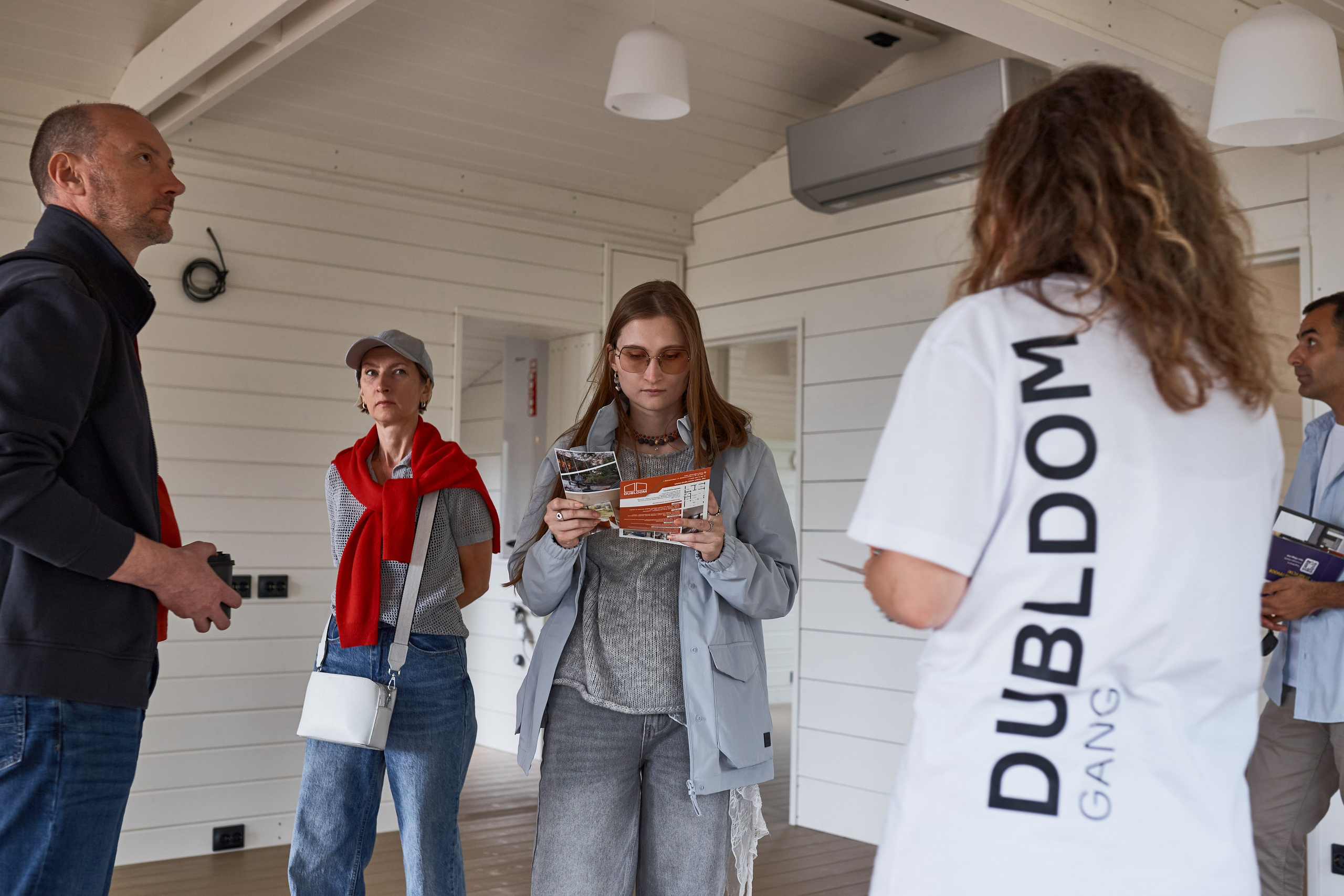 Презентация от Dubldom на выставке Open Village Ural. Свадебный, репортажный фотограф в Екатеринбурге Гордин Иван