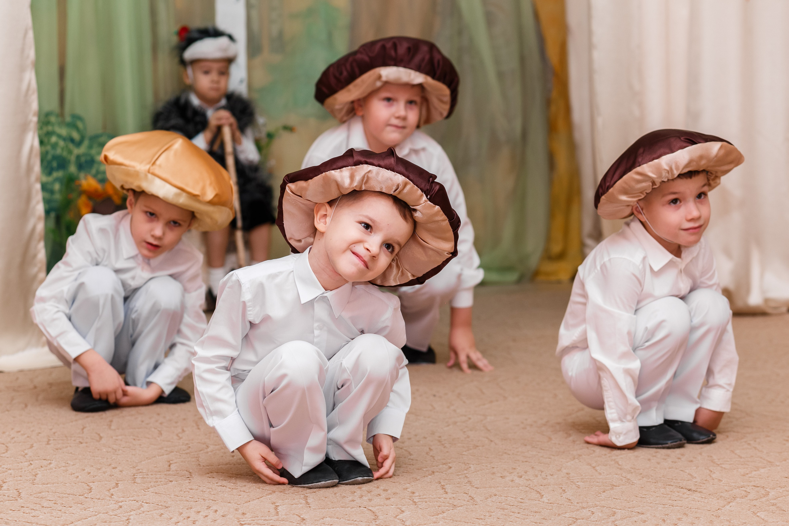 Детский сад \ осенний утренник